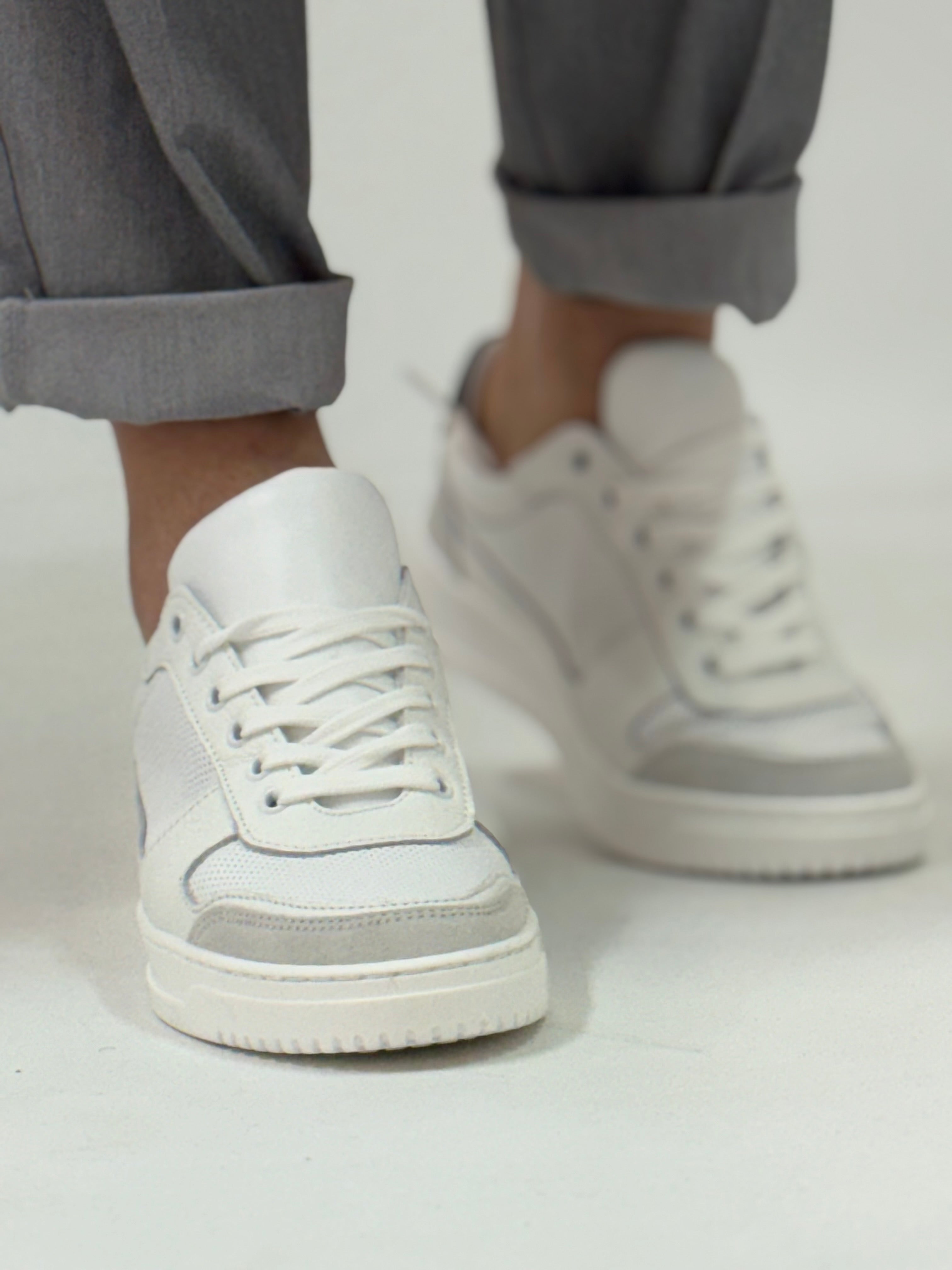 Scarpa forata riporto blu DB81F