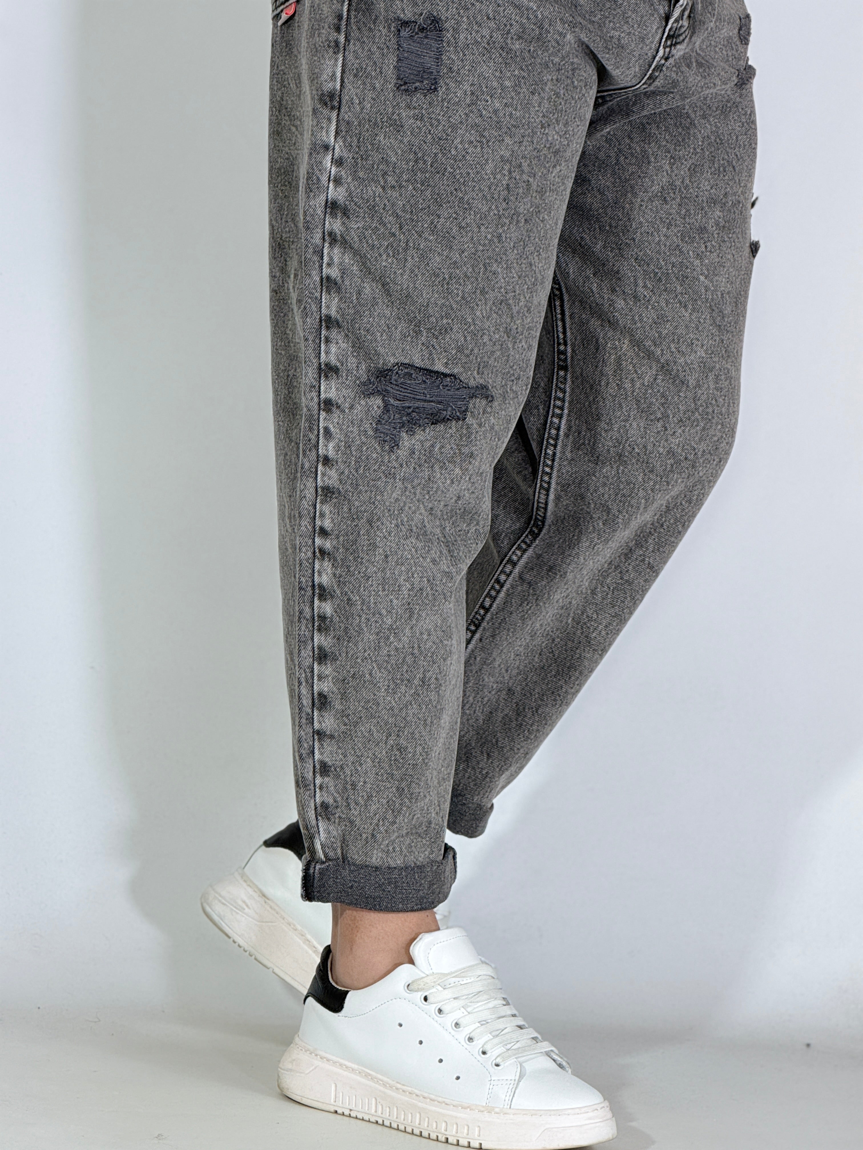 Jeans japan marmorizzato nero con rotture