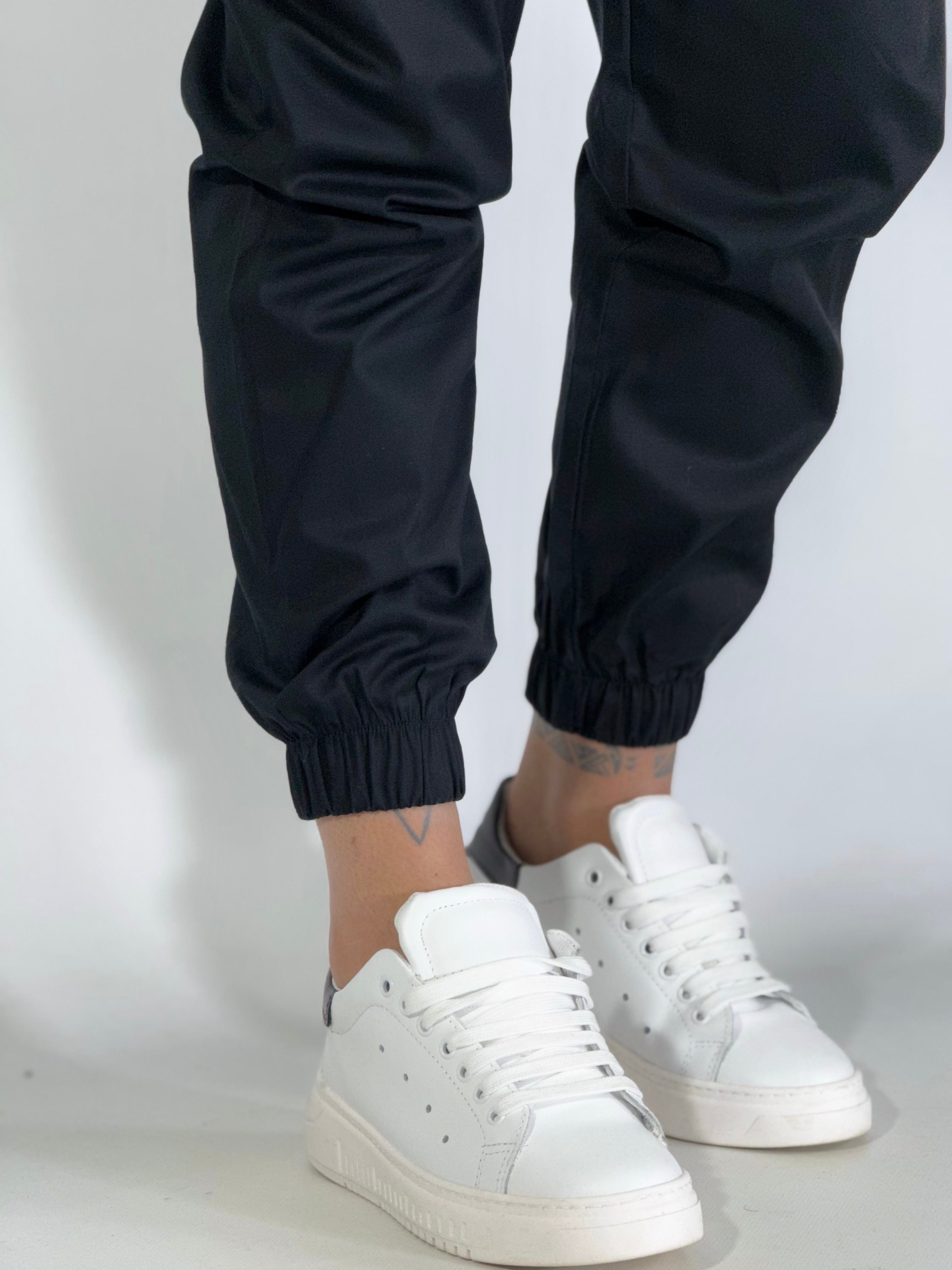 Helsinki · Pantalaccio con molla nero