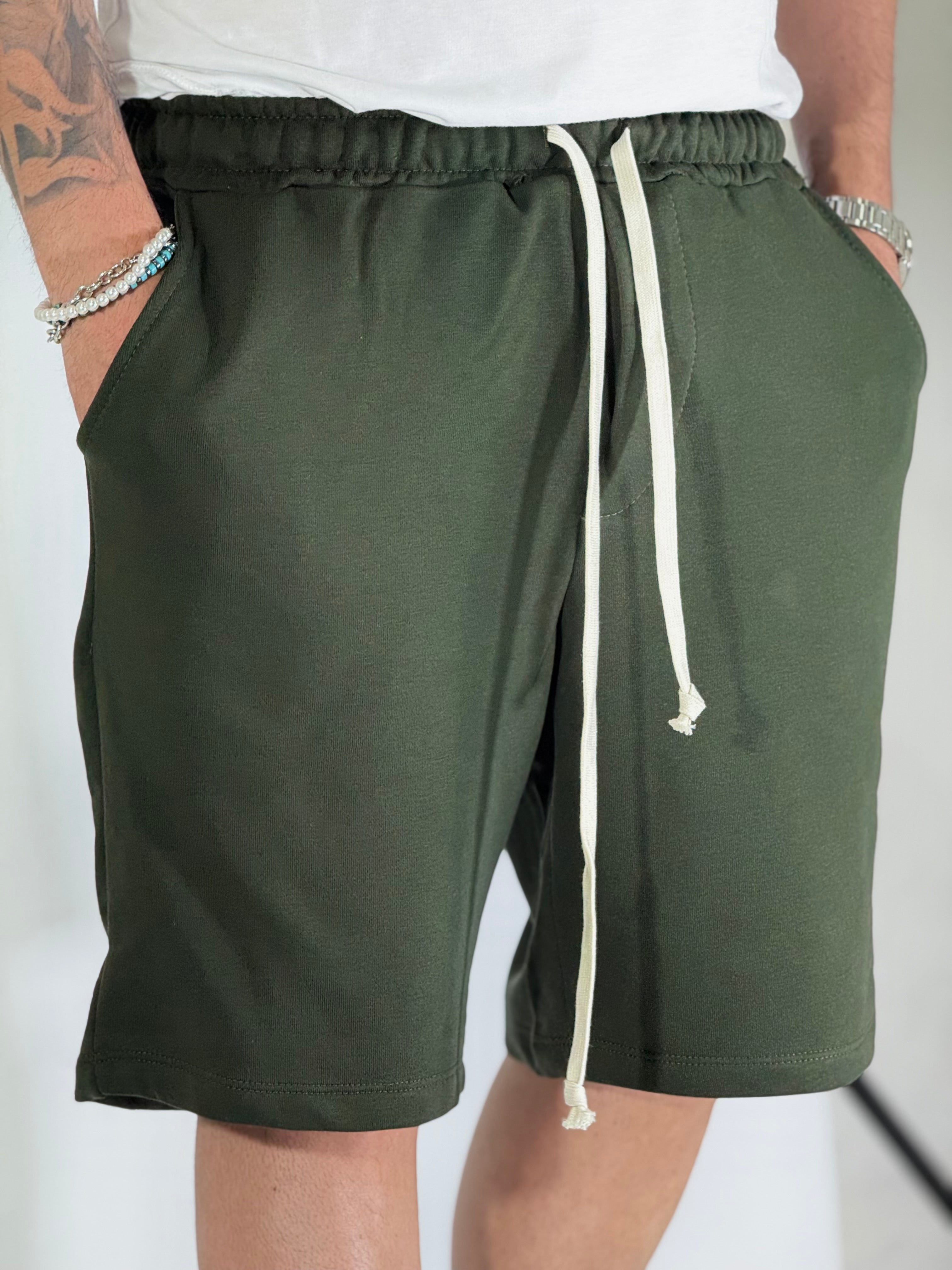 Bermuda tuta over verde YB180