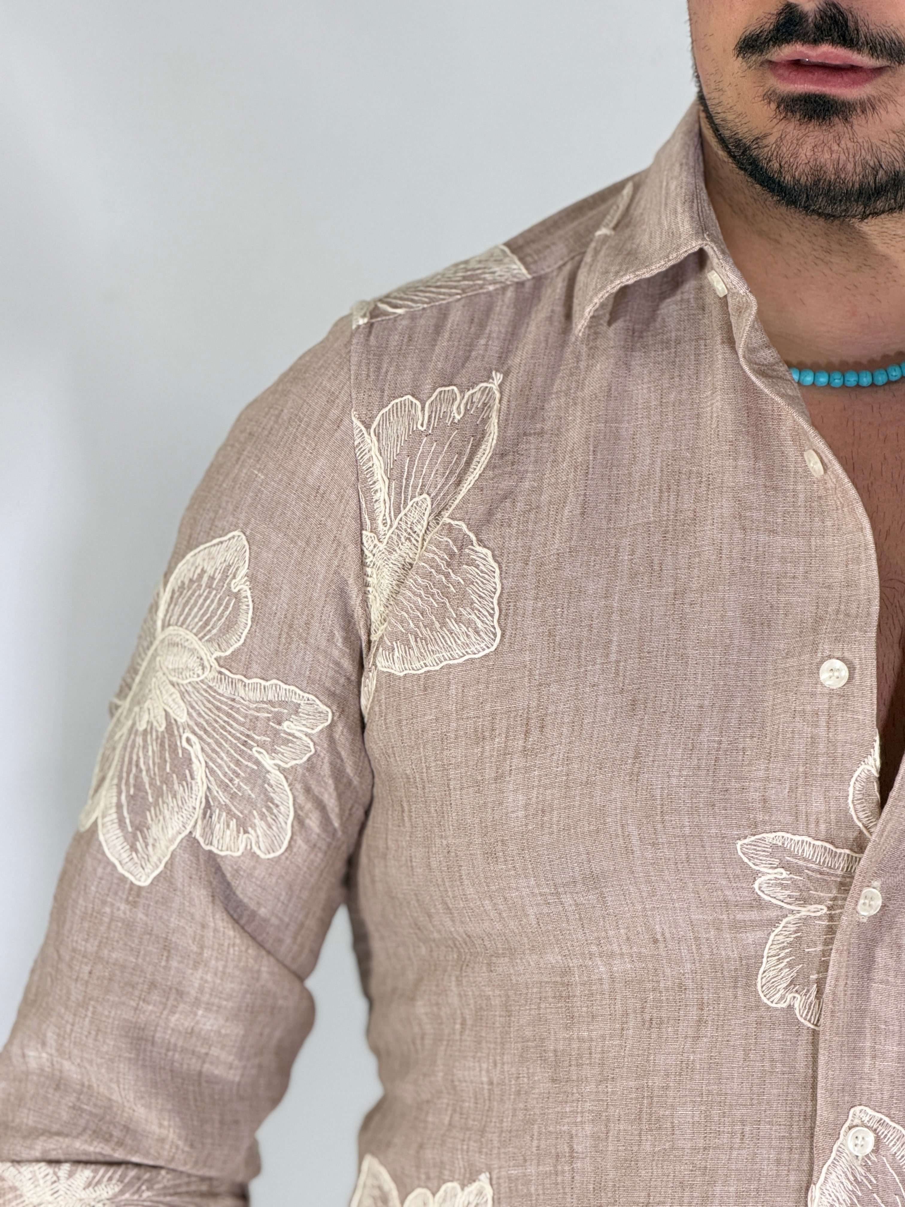 Camicia collo ricamata nocciola MILOS