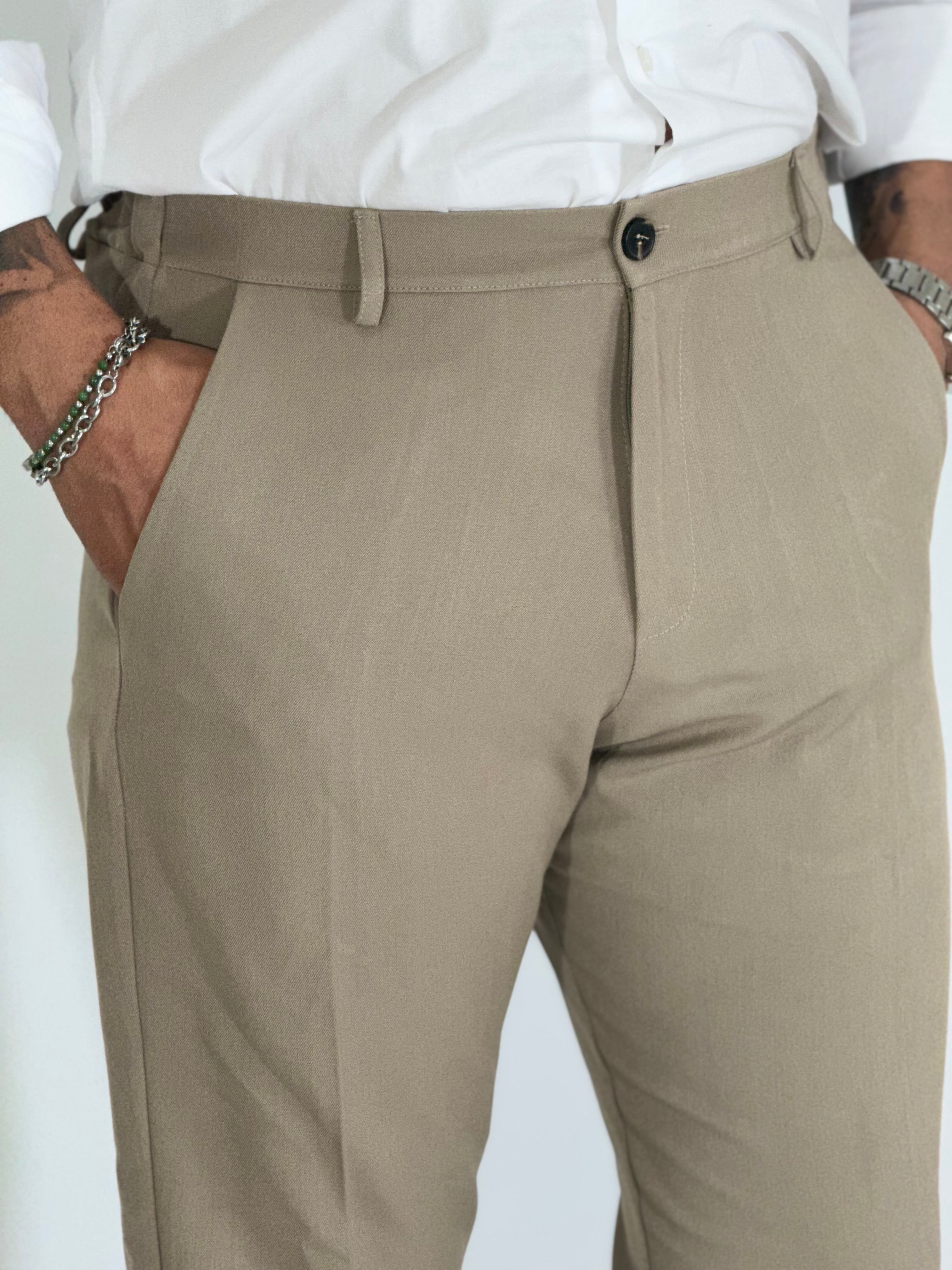 Pantalone elegante beige UM486