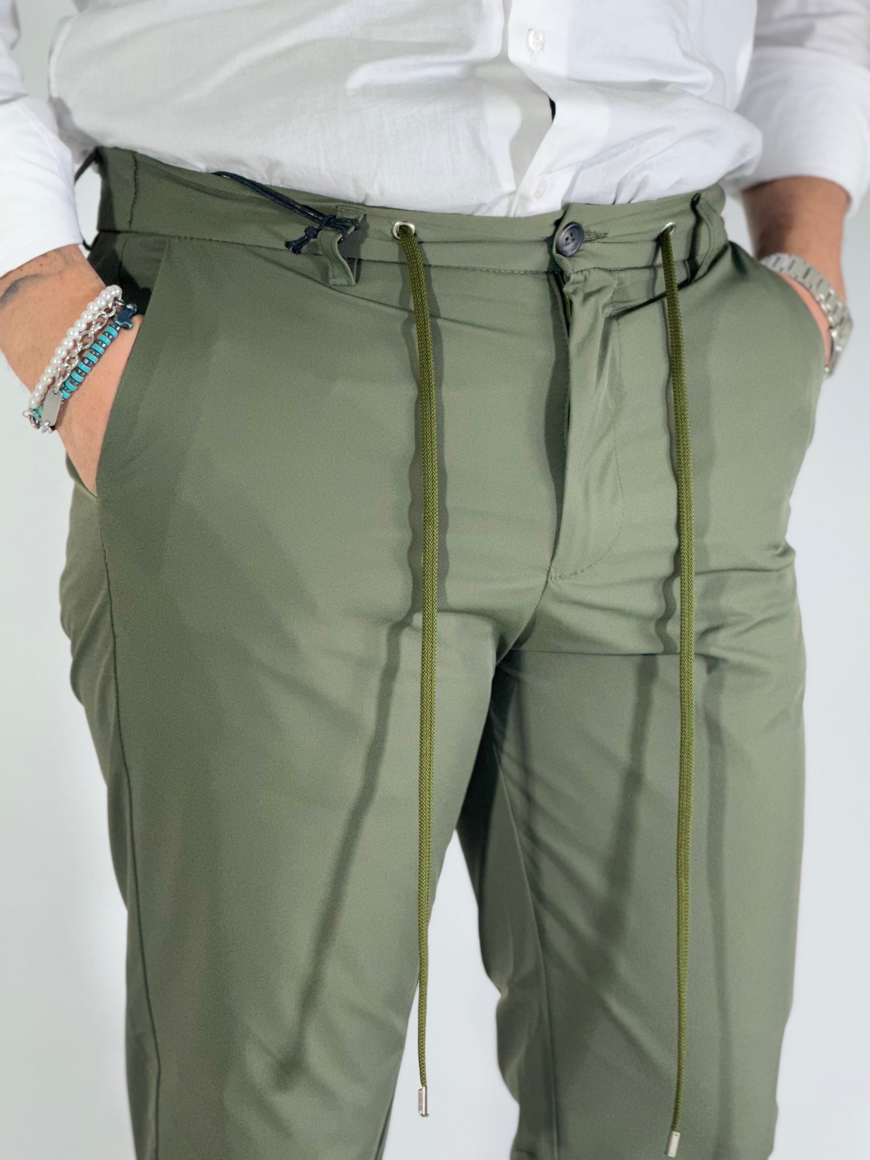 Pantalone Slim tecnico con coulisse PIGMENTO oliva PG11