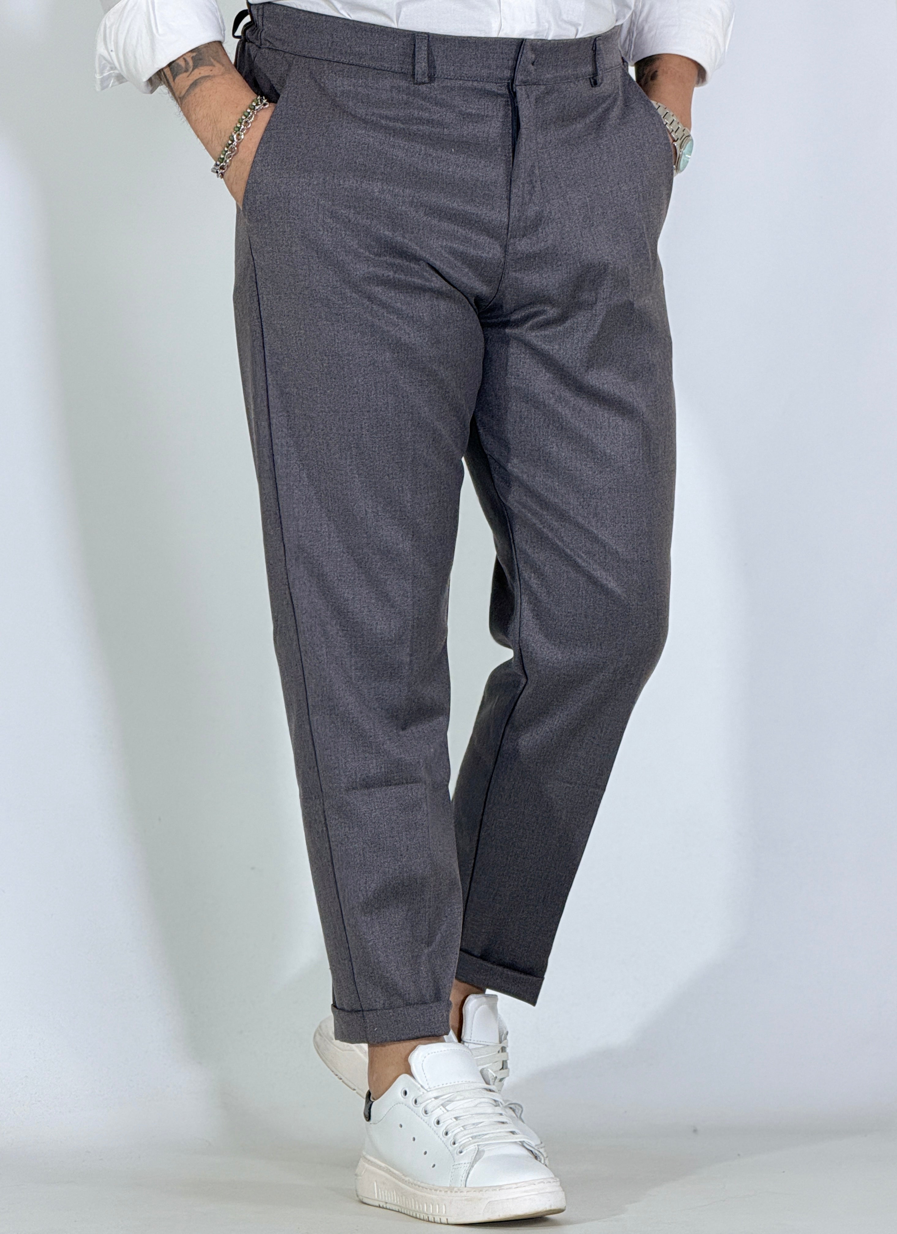 Pantalone grigio UM848 bottone a scomparsa