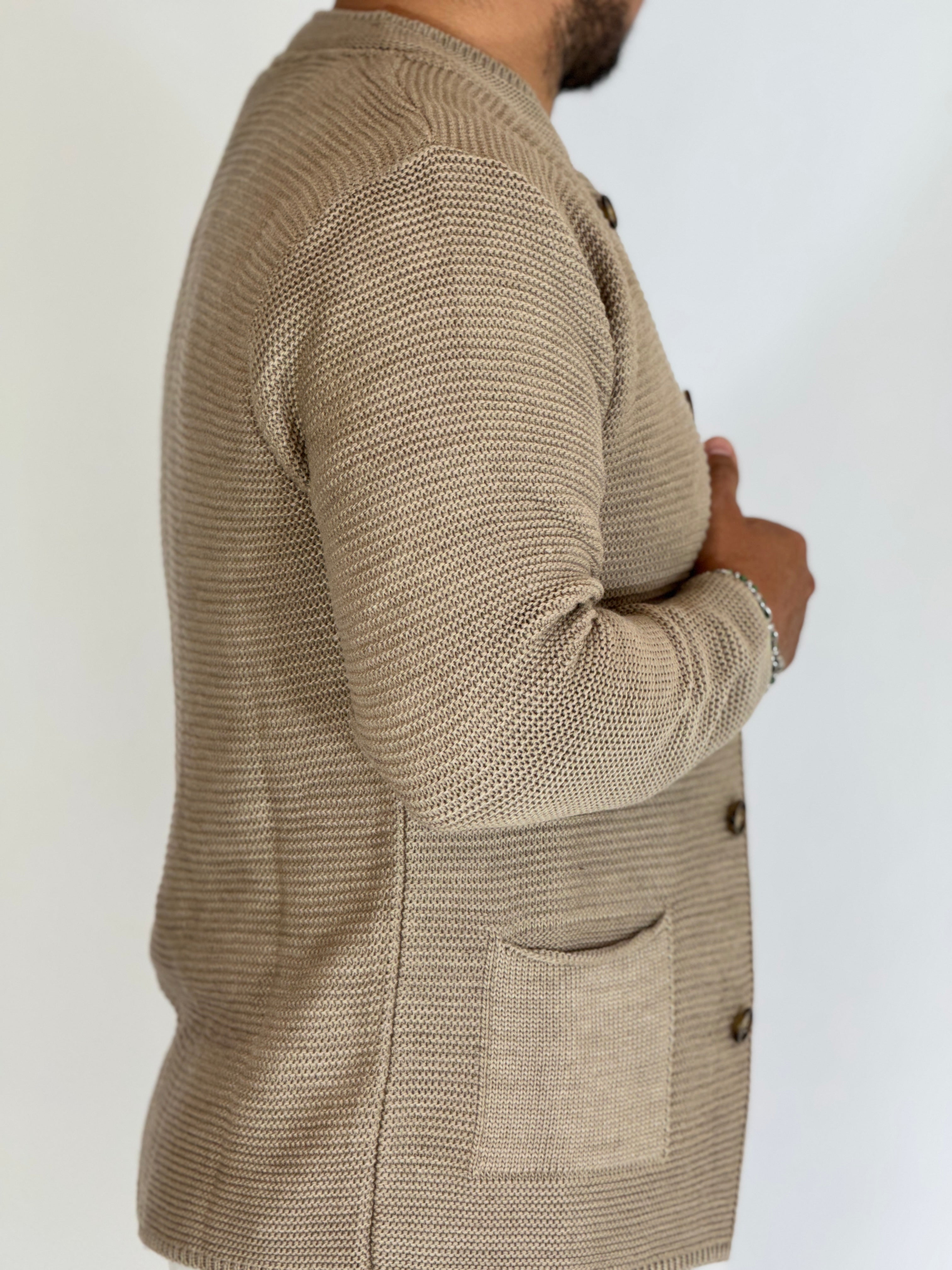 Seven · Cardigan coreano corda