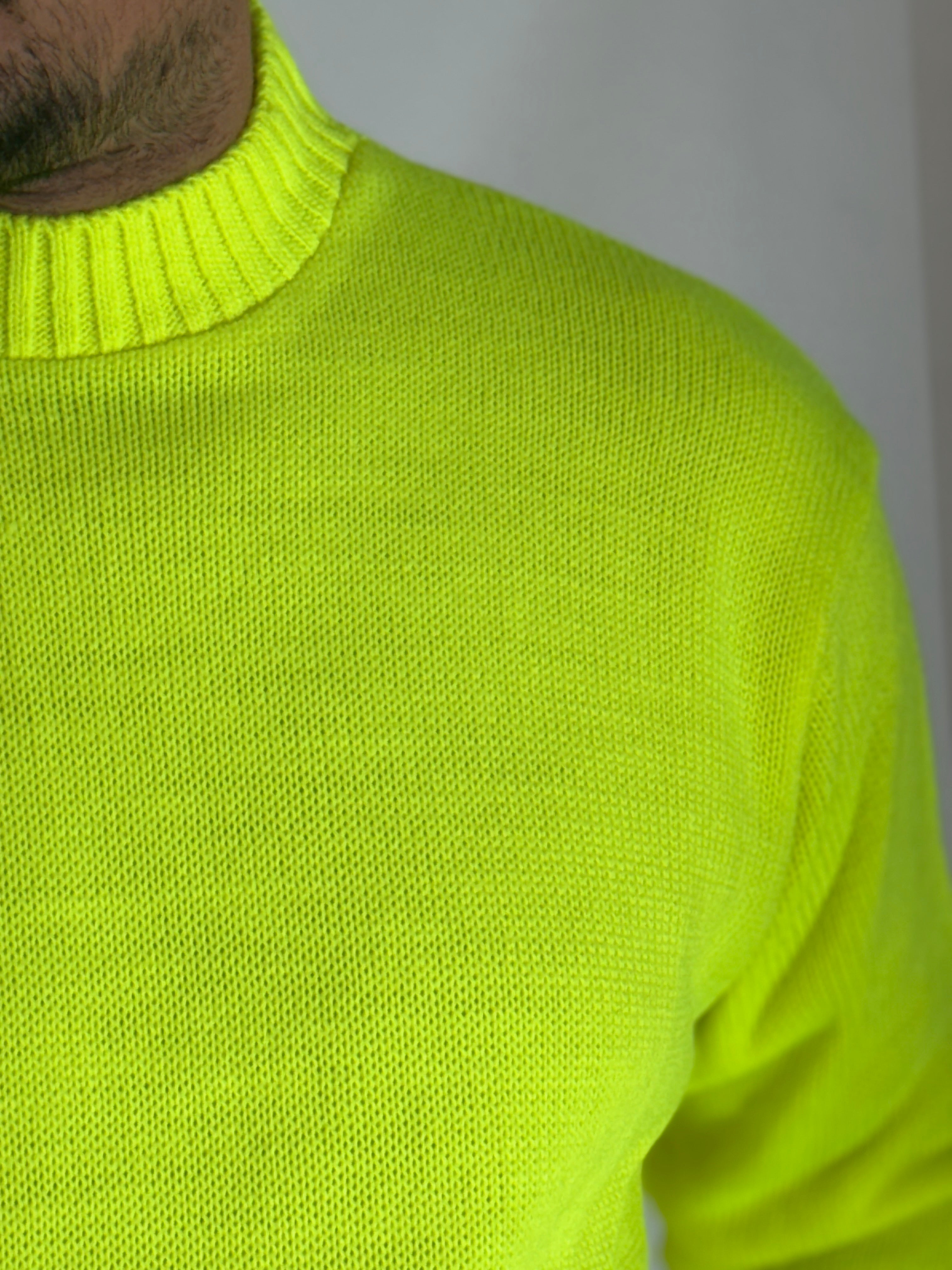 Maglione rasato giallo AD1654
