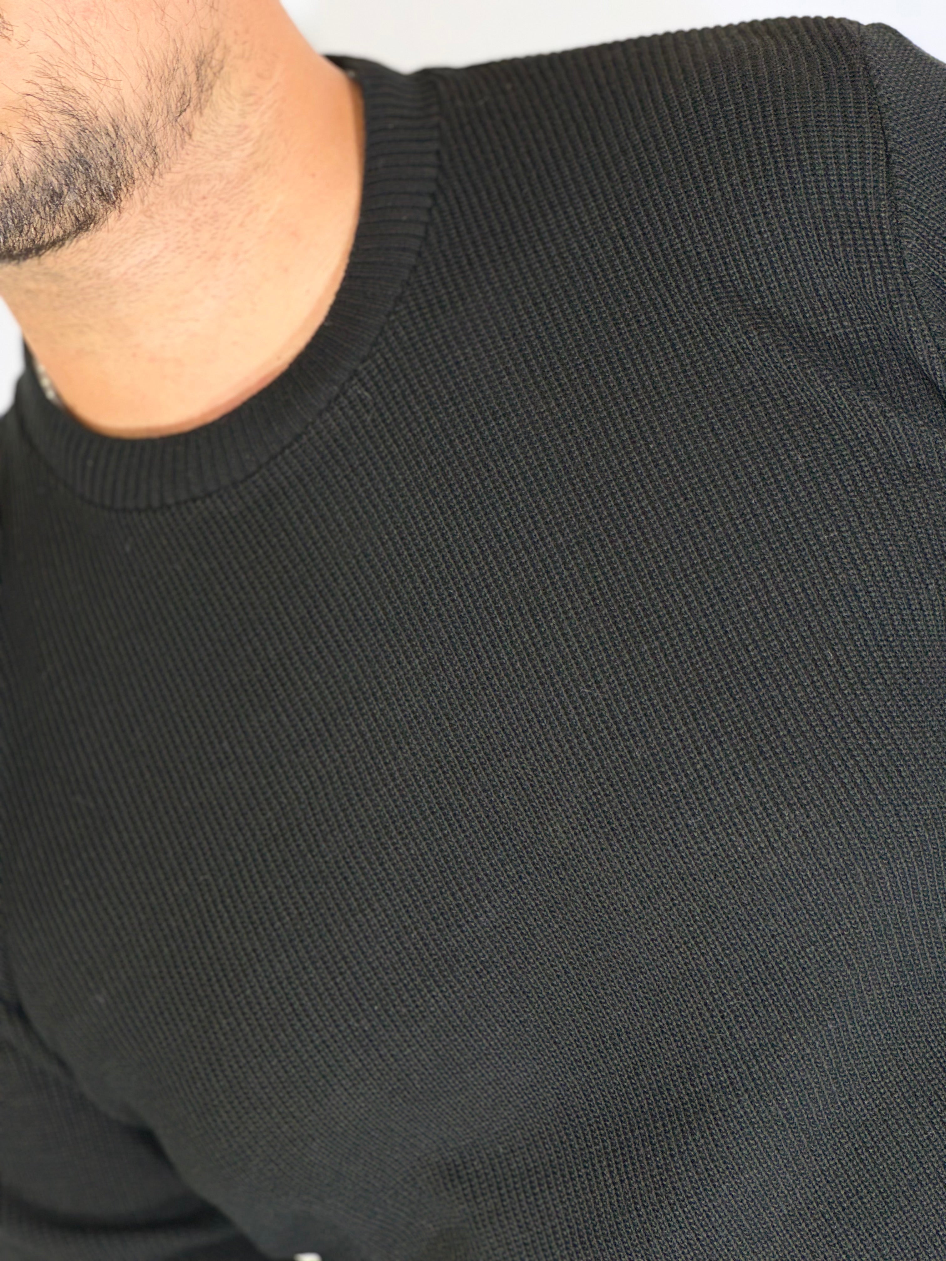 Maglia girocollo nero MF13670