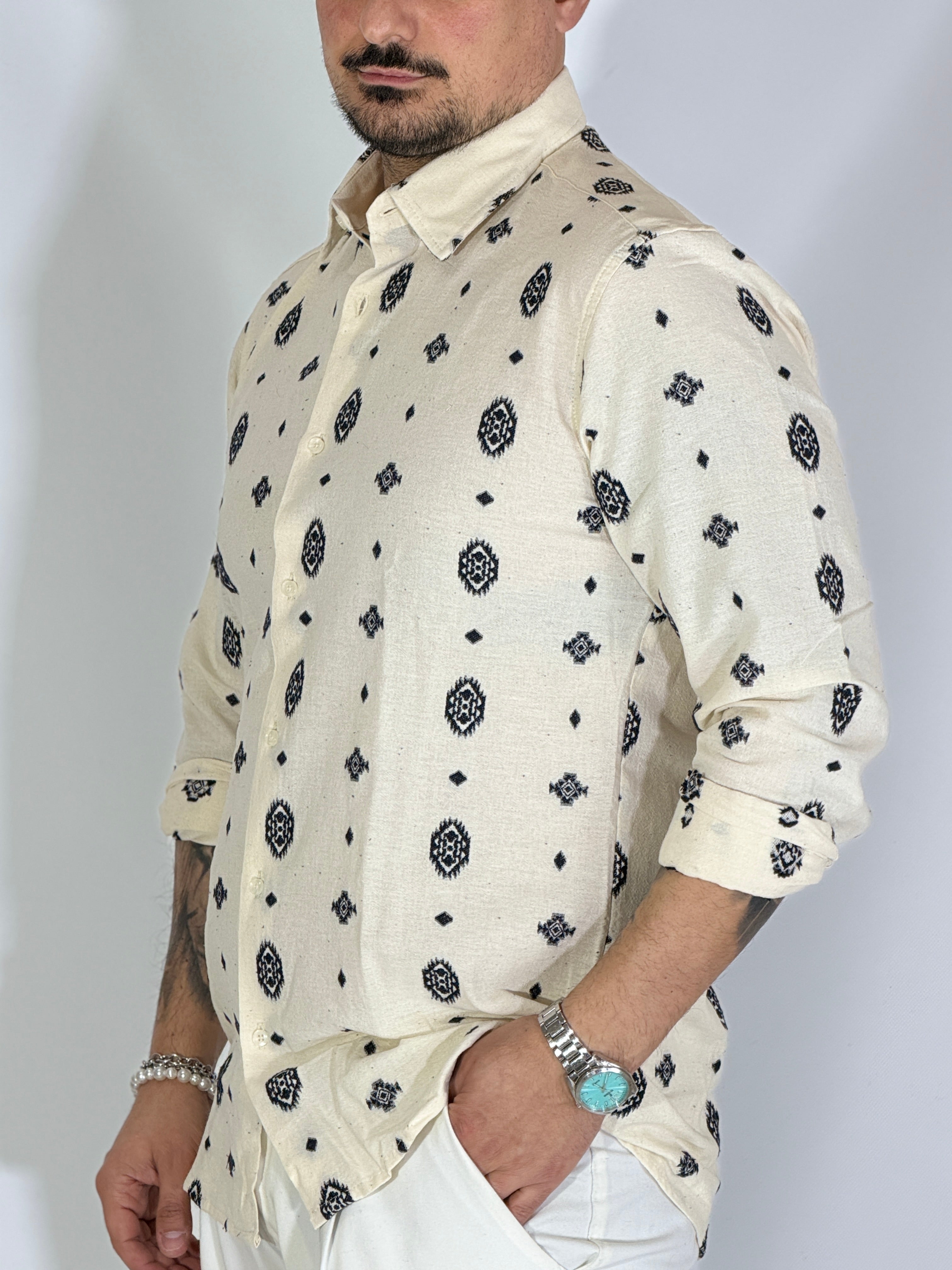 Camicia collo ricamata nera MYLIFE