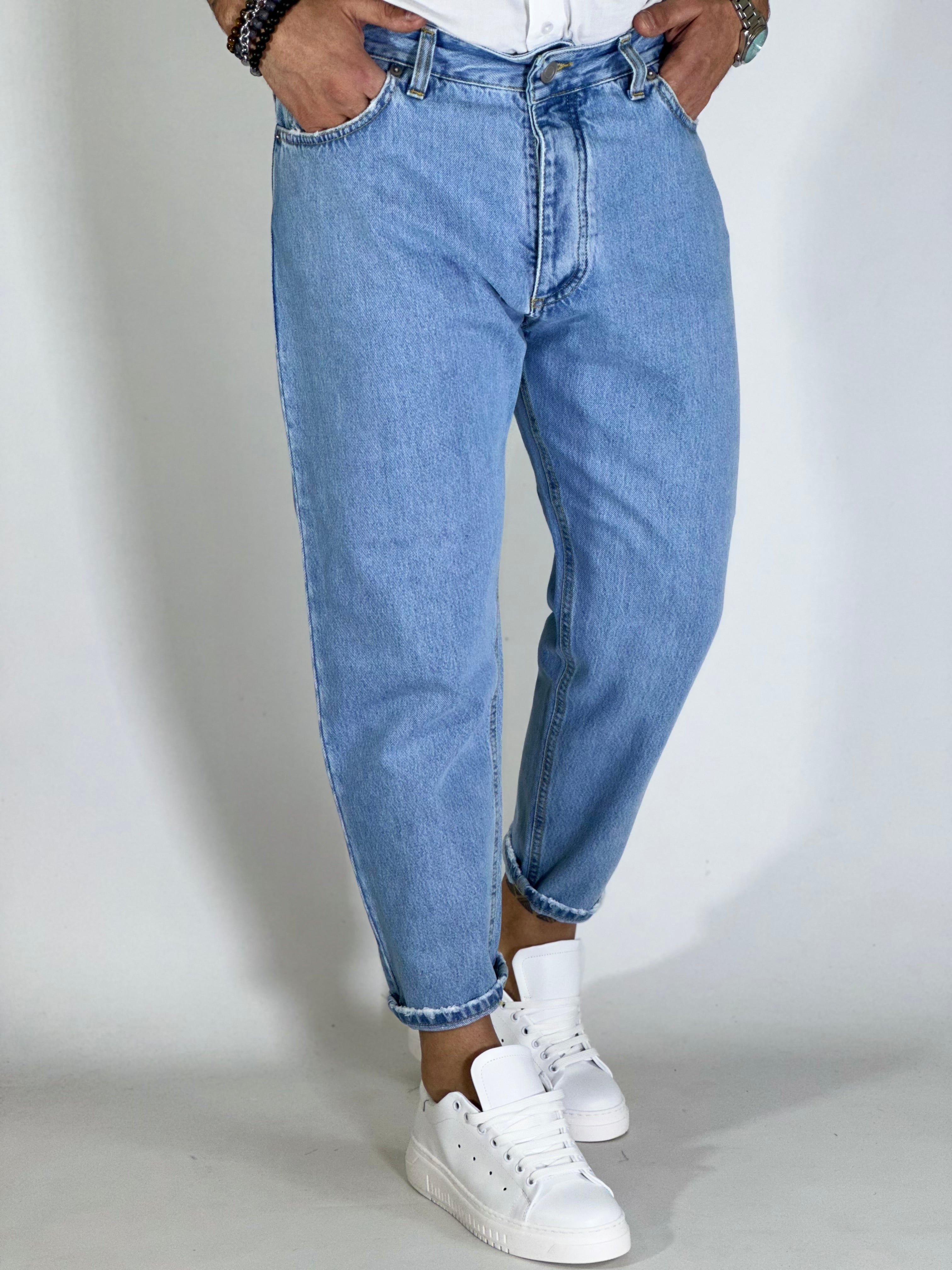 Jeans carrot pulito chiaro 2N2T