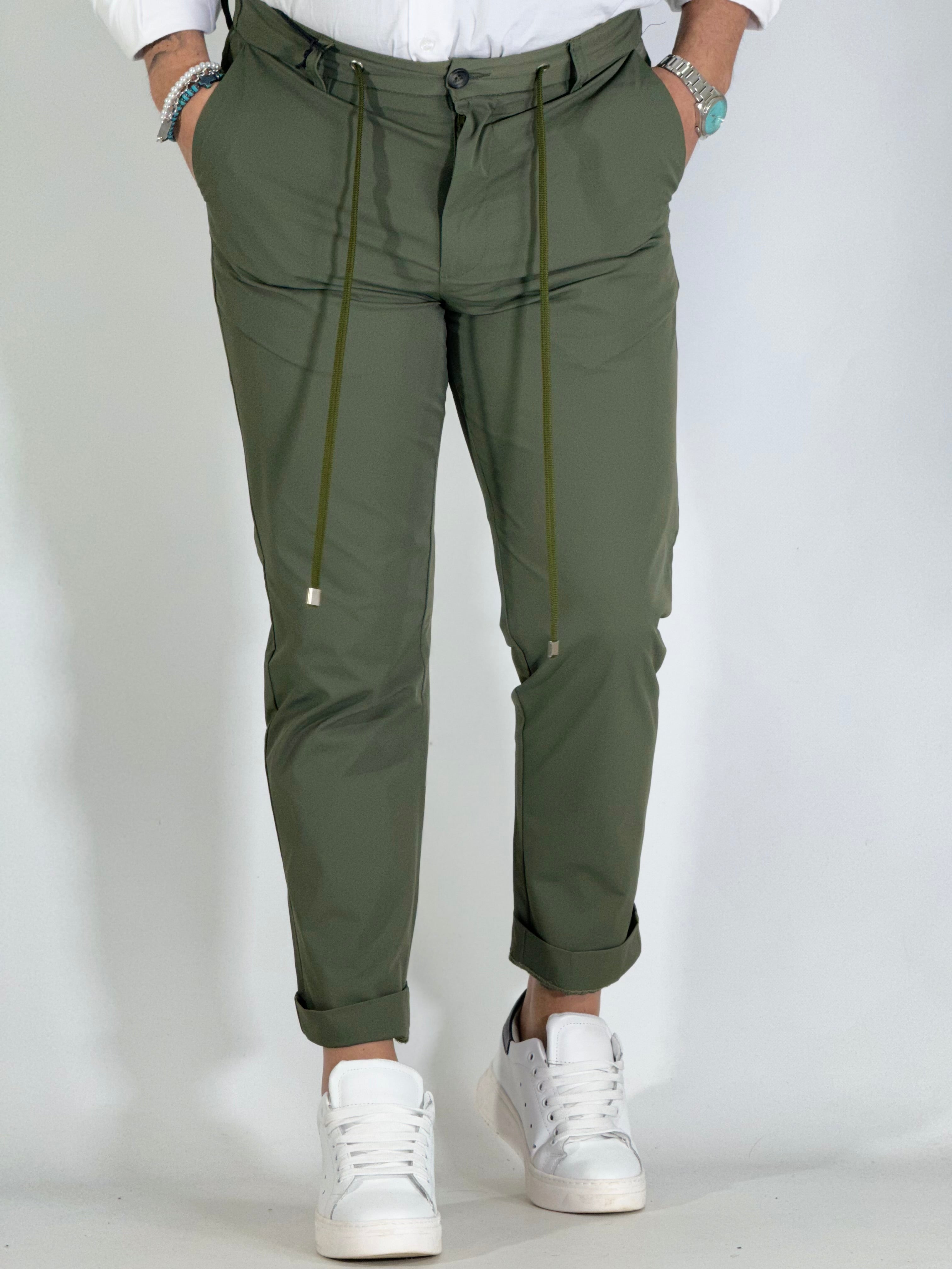 Pantalone Slim tecnico con coulisse PIGMENTO oliva PG11