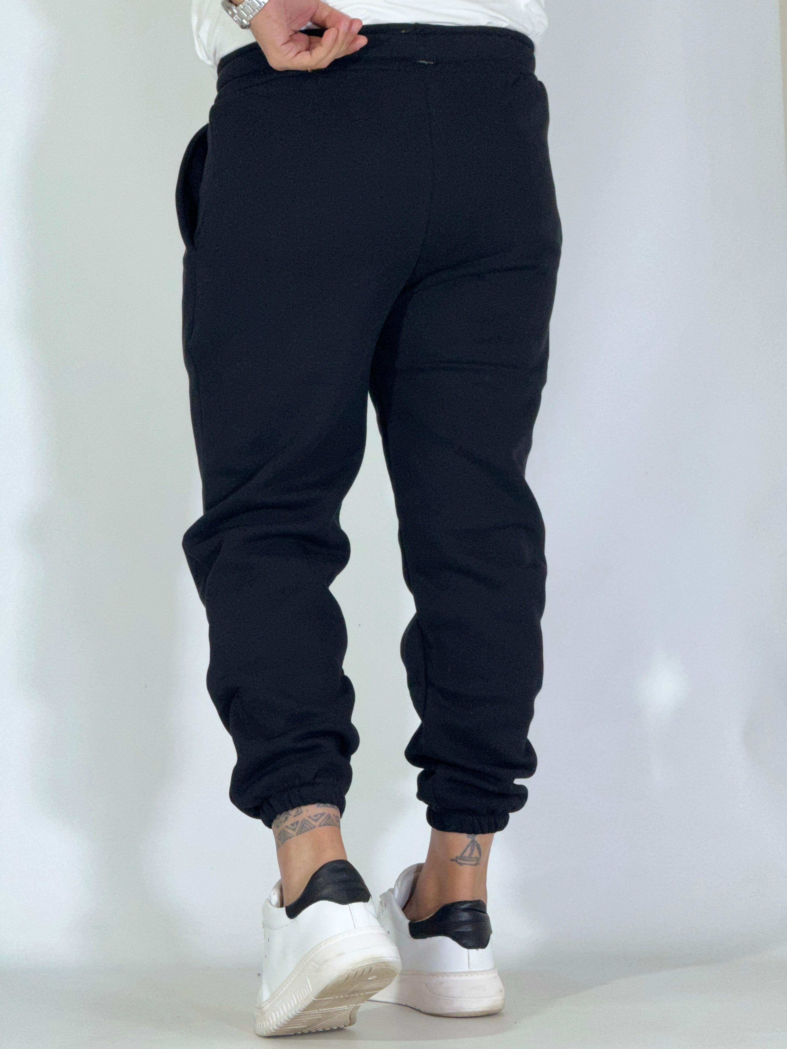 Pantalone tuta basic nero COST
