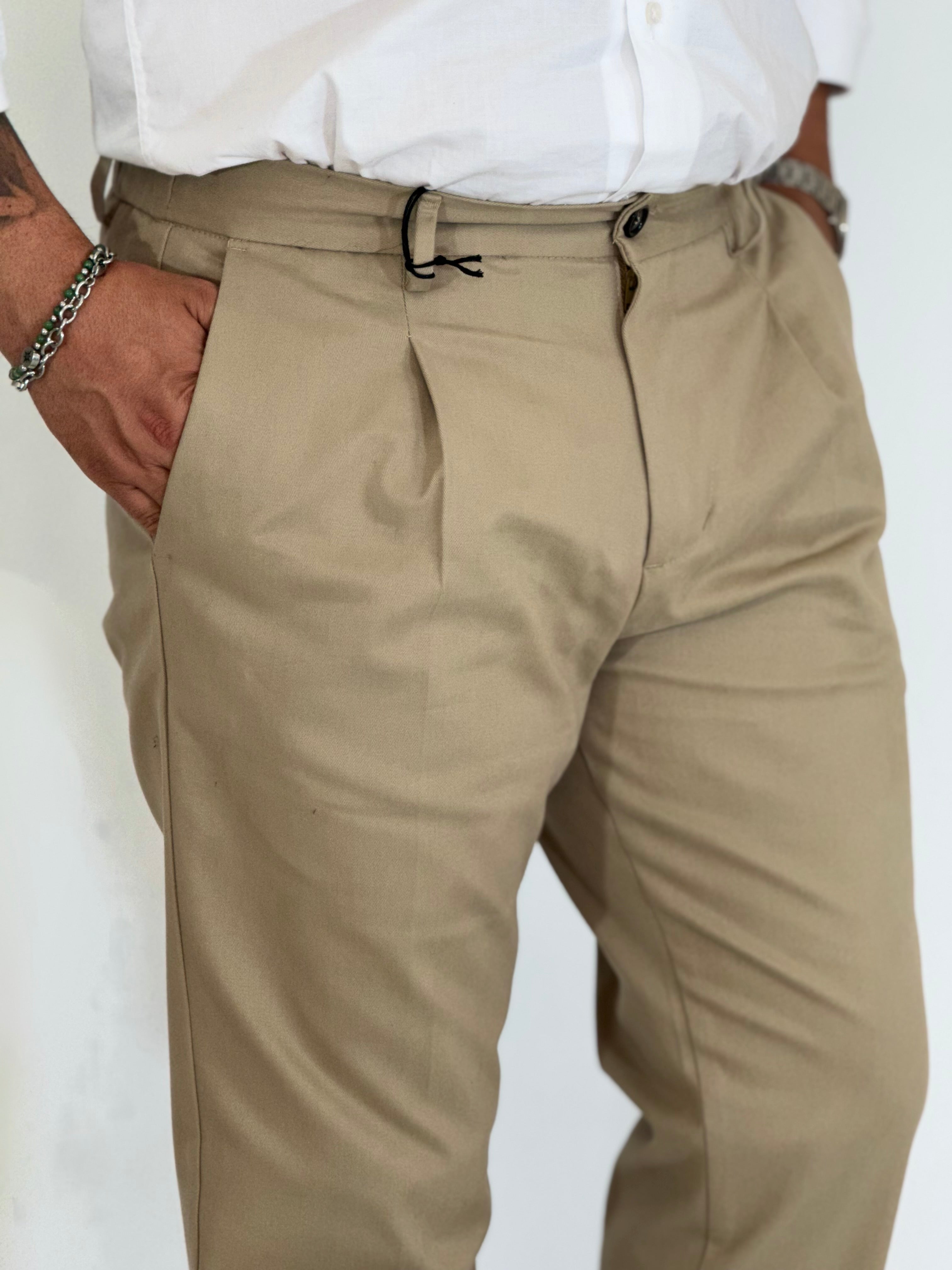 Pantalone slim tapared beige P26