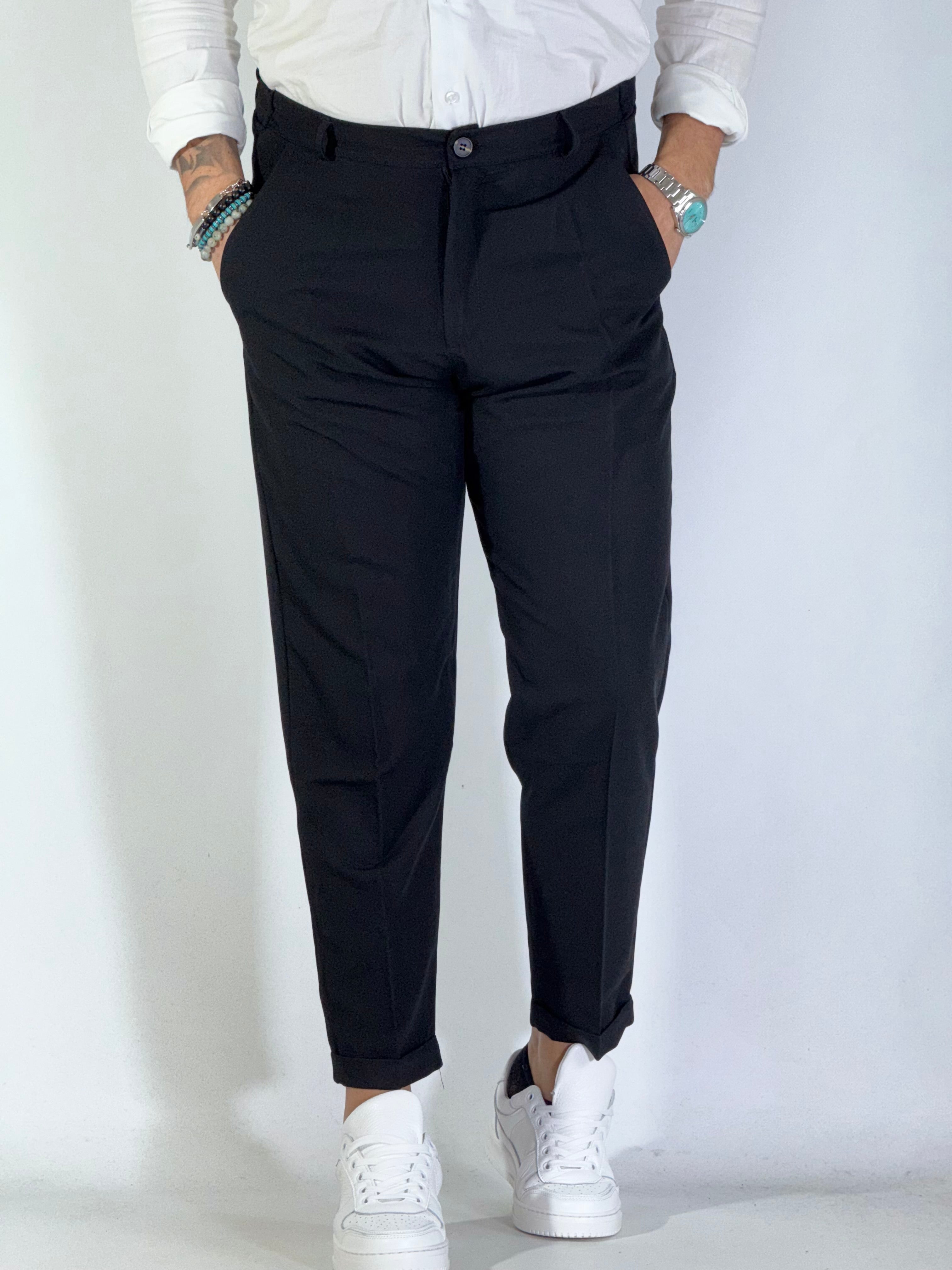 Pantalone elegante nero UM486