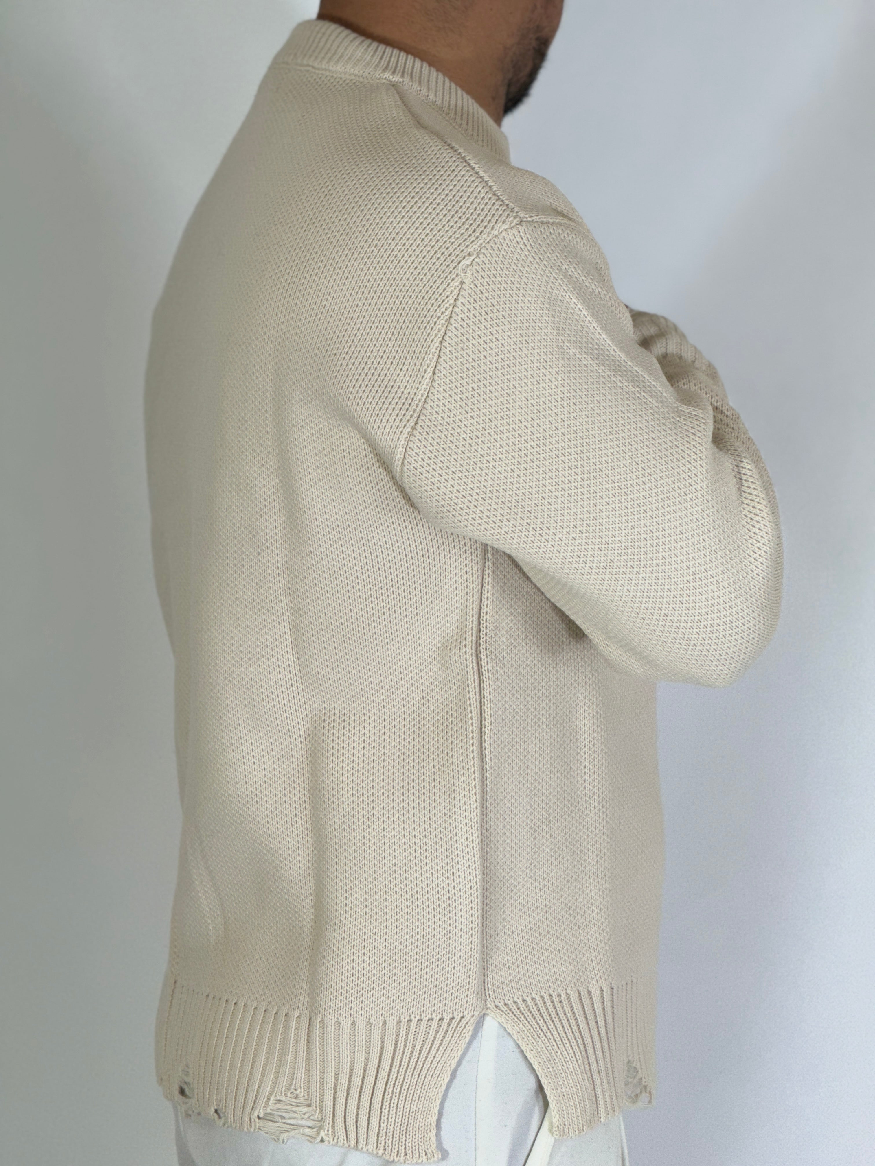 Maglione girocollo con spacco beige AD25035