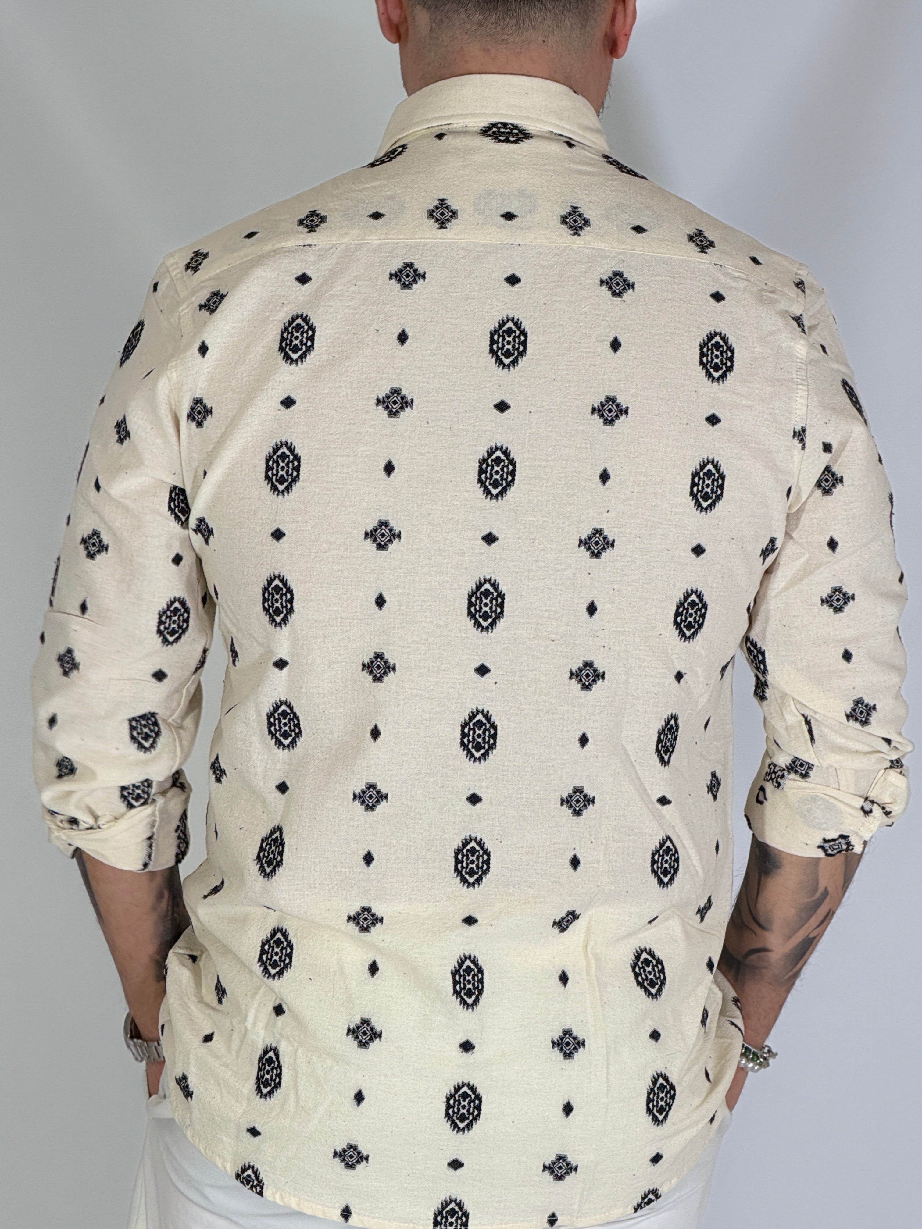 Camicia collo ricamata nera MYLIFE