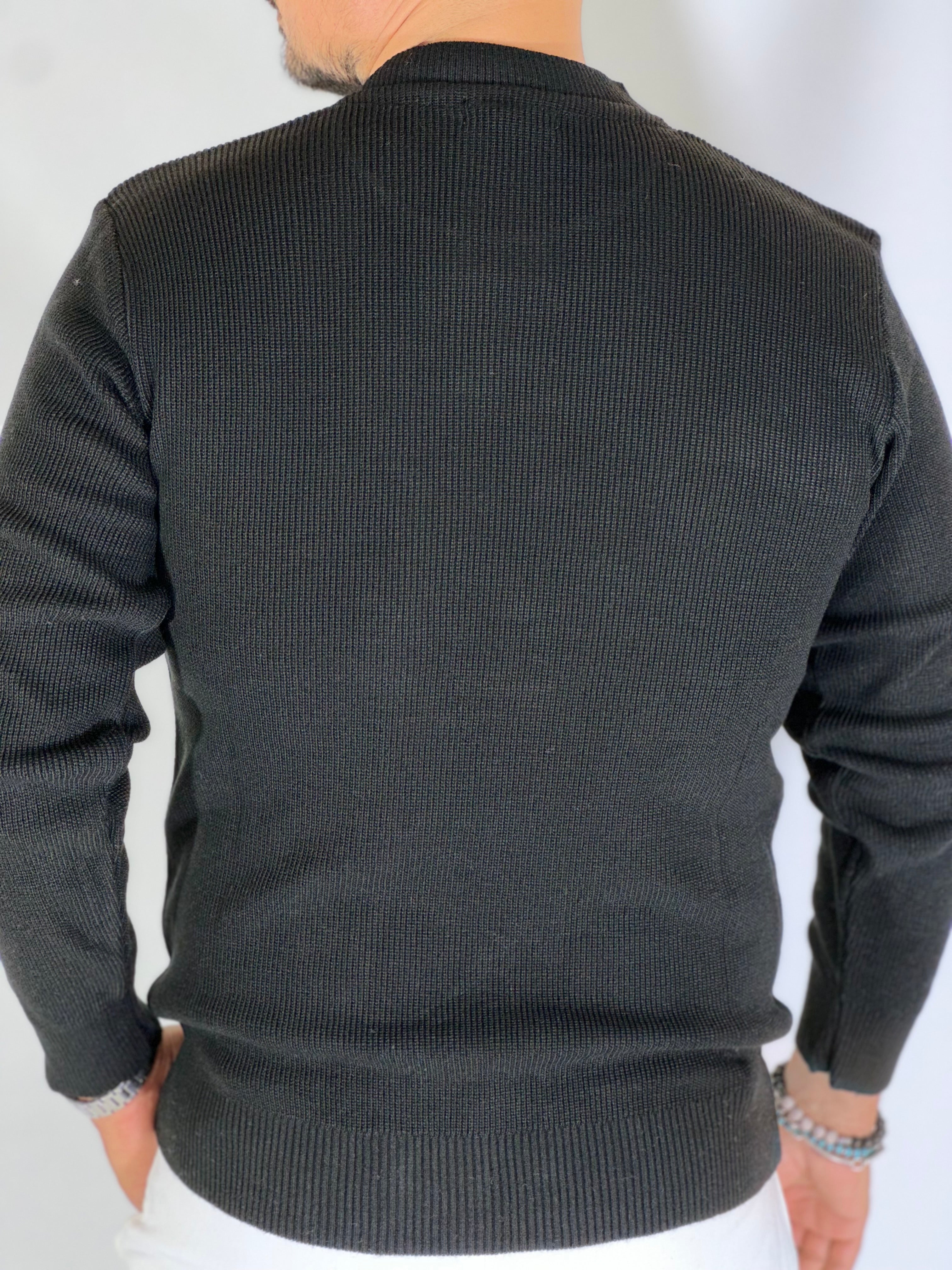 Maglia girocollo nero MF13670