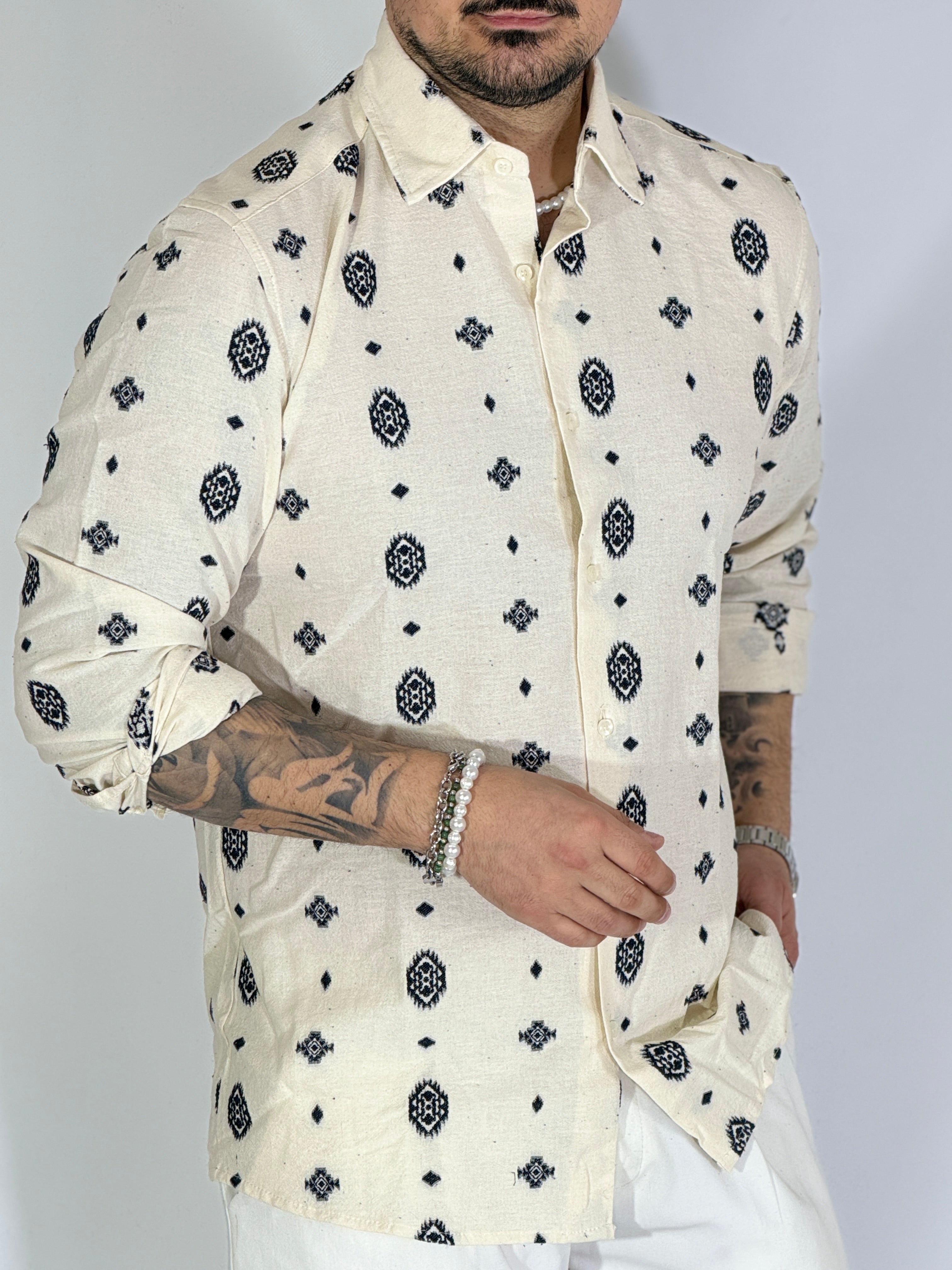 Camicia collo ricamata nera MYLIFE