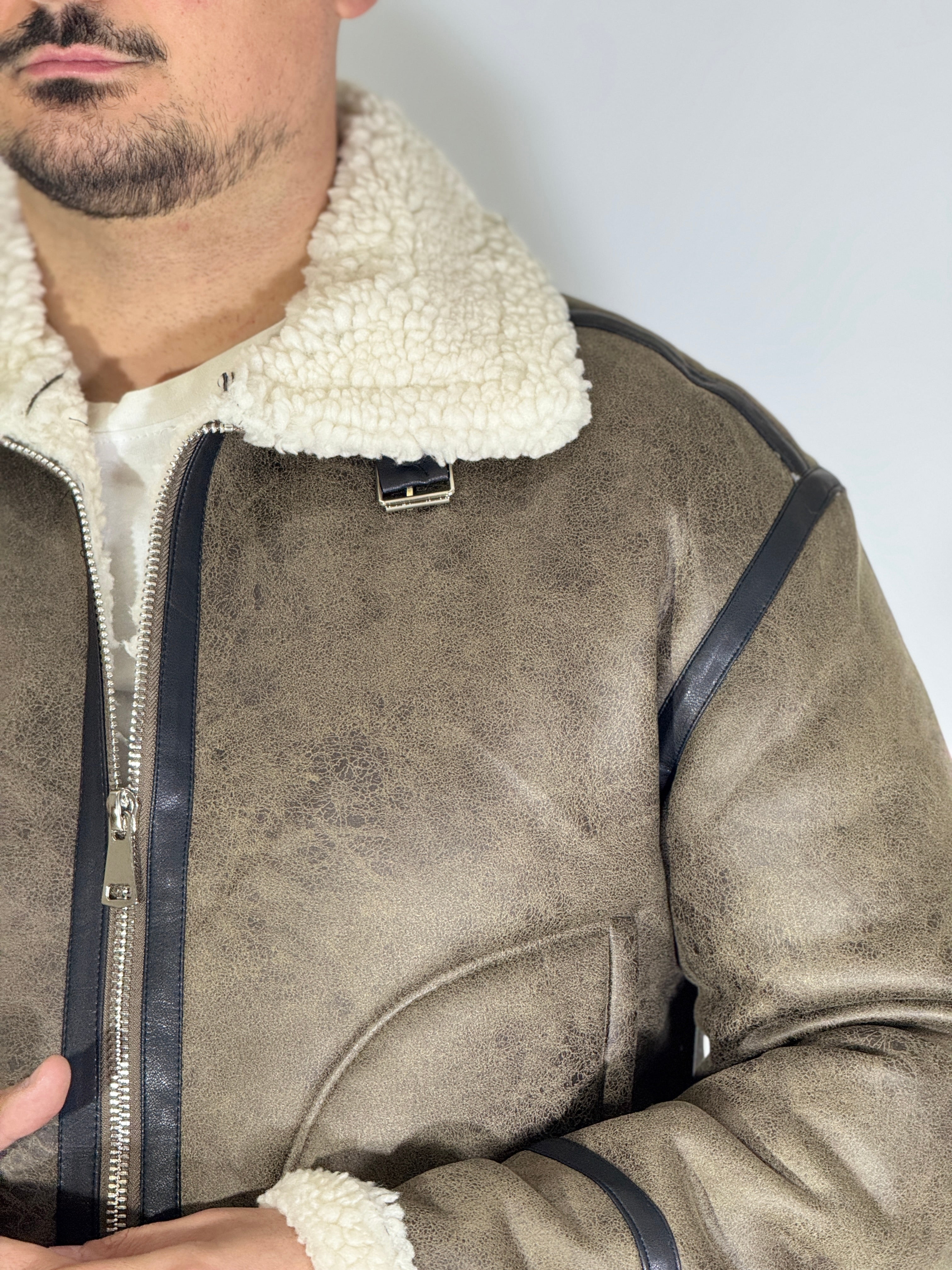 Eco montone fango ART885259