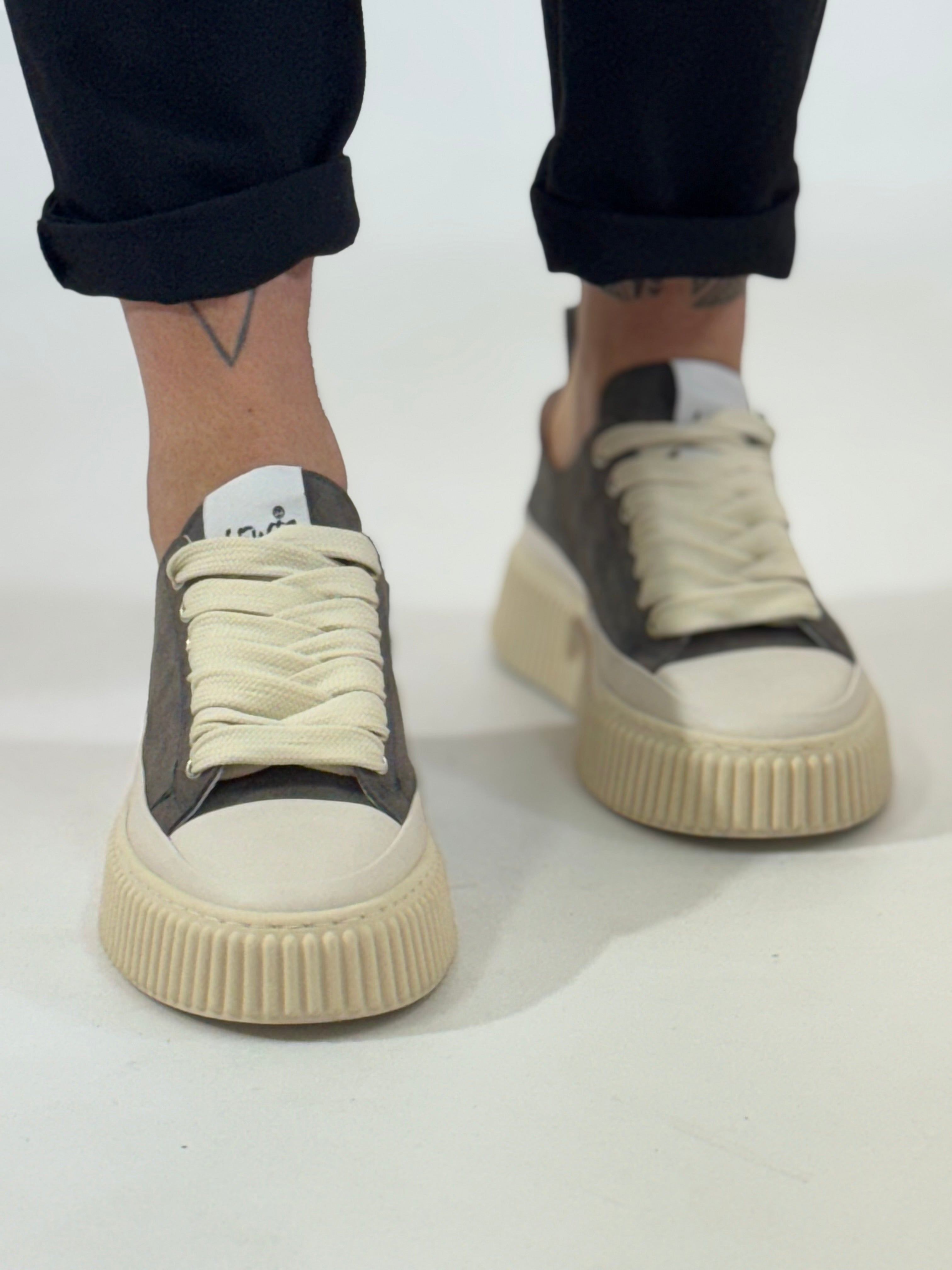 Scarpa LEWIS MILANO camoscio grigio ZHOU