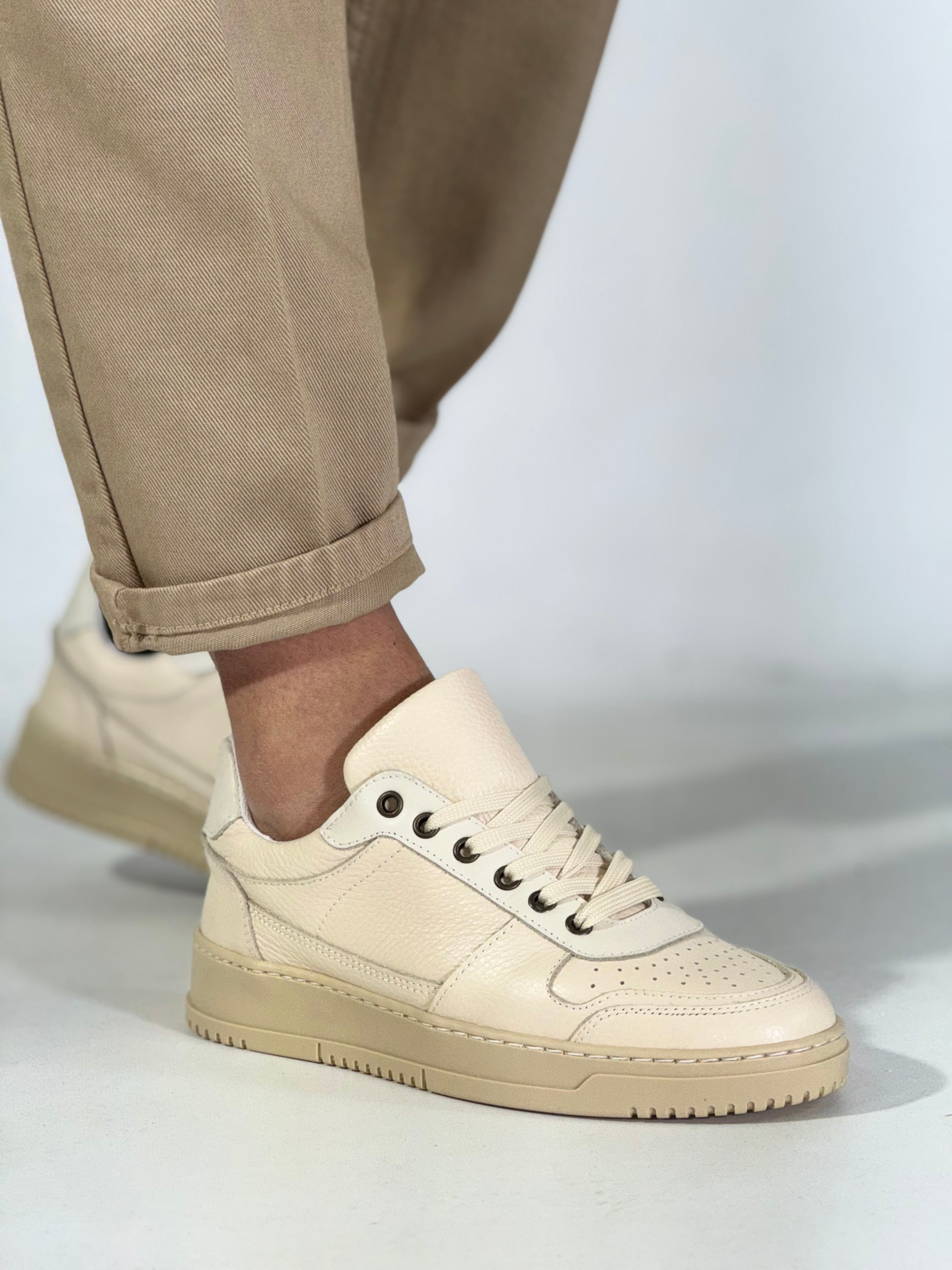 Scarpa AGR latte bottolato DB81