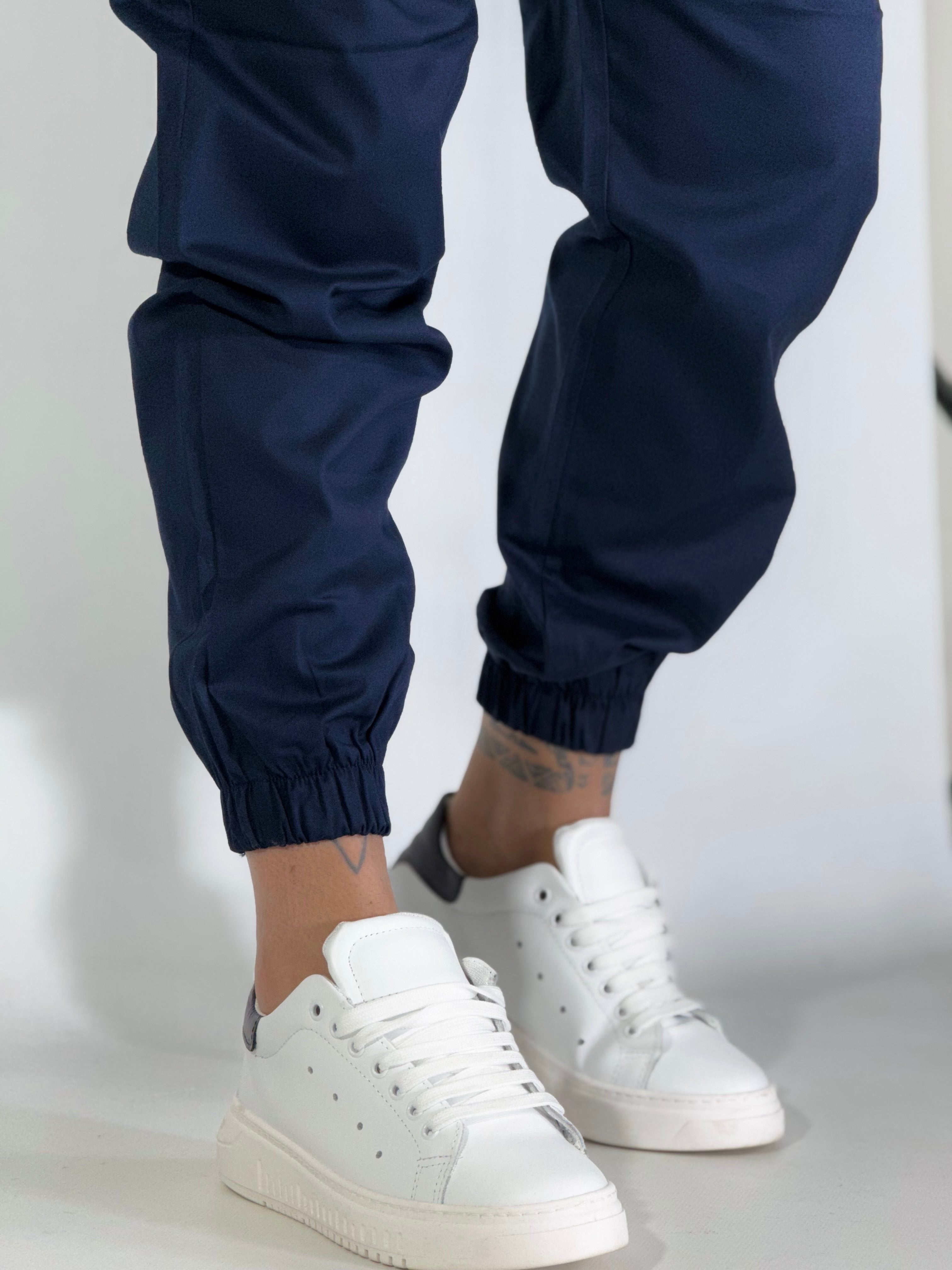 Helsinki · Pantalaccio con molla blu