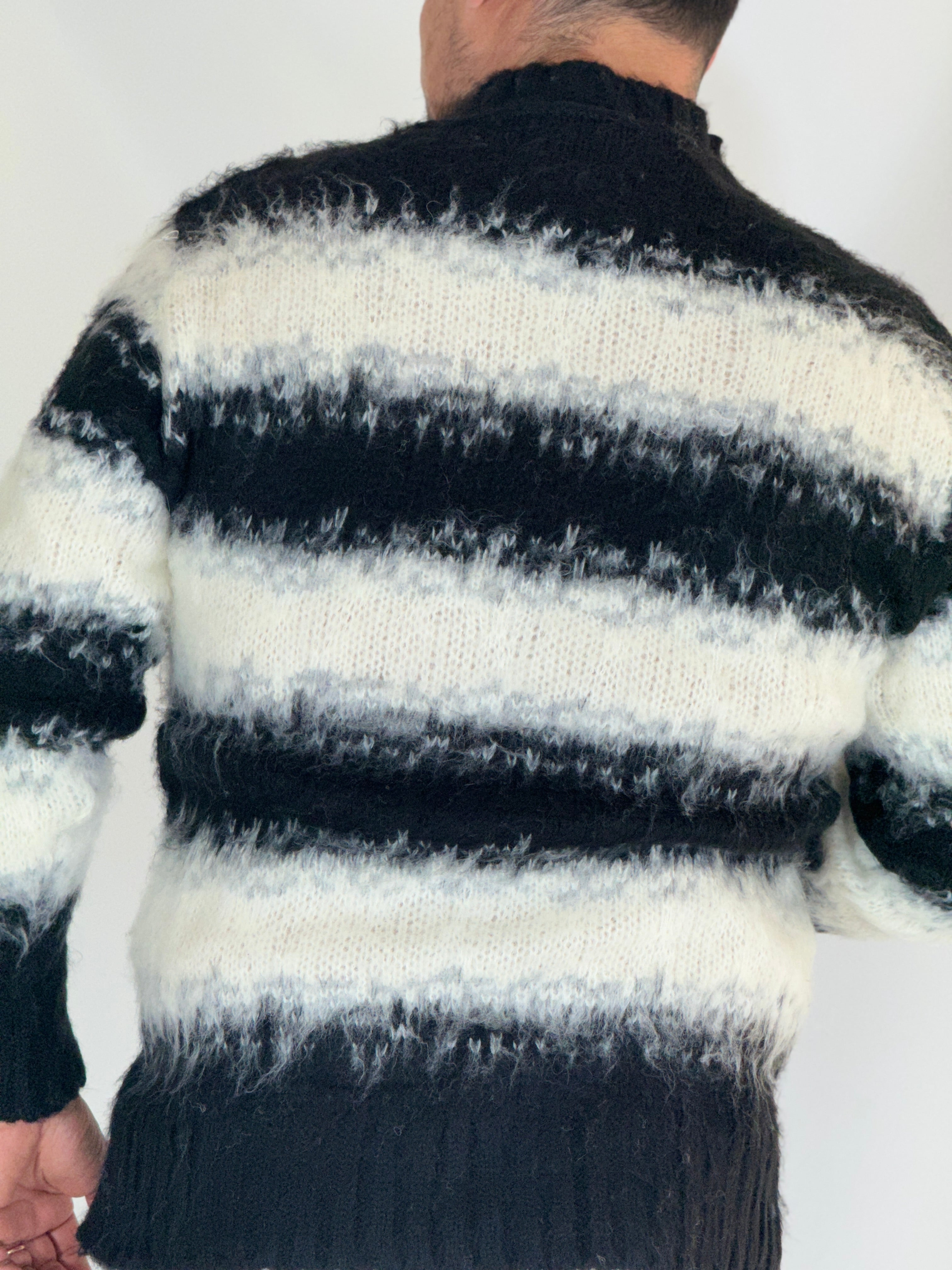 Maglione sheep nero/bianco AD130