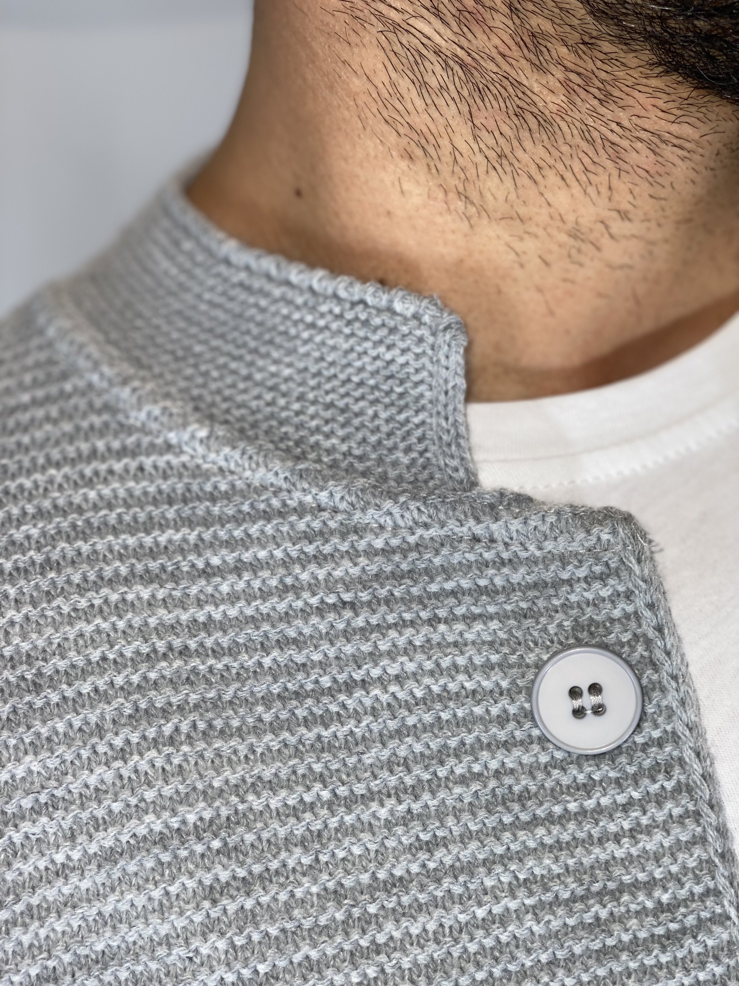 Seven · Cardigan coreano grigio