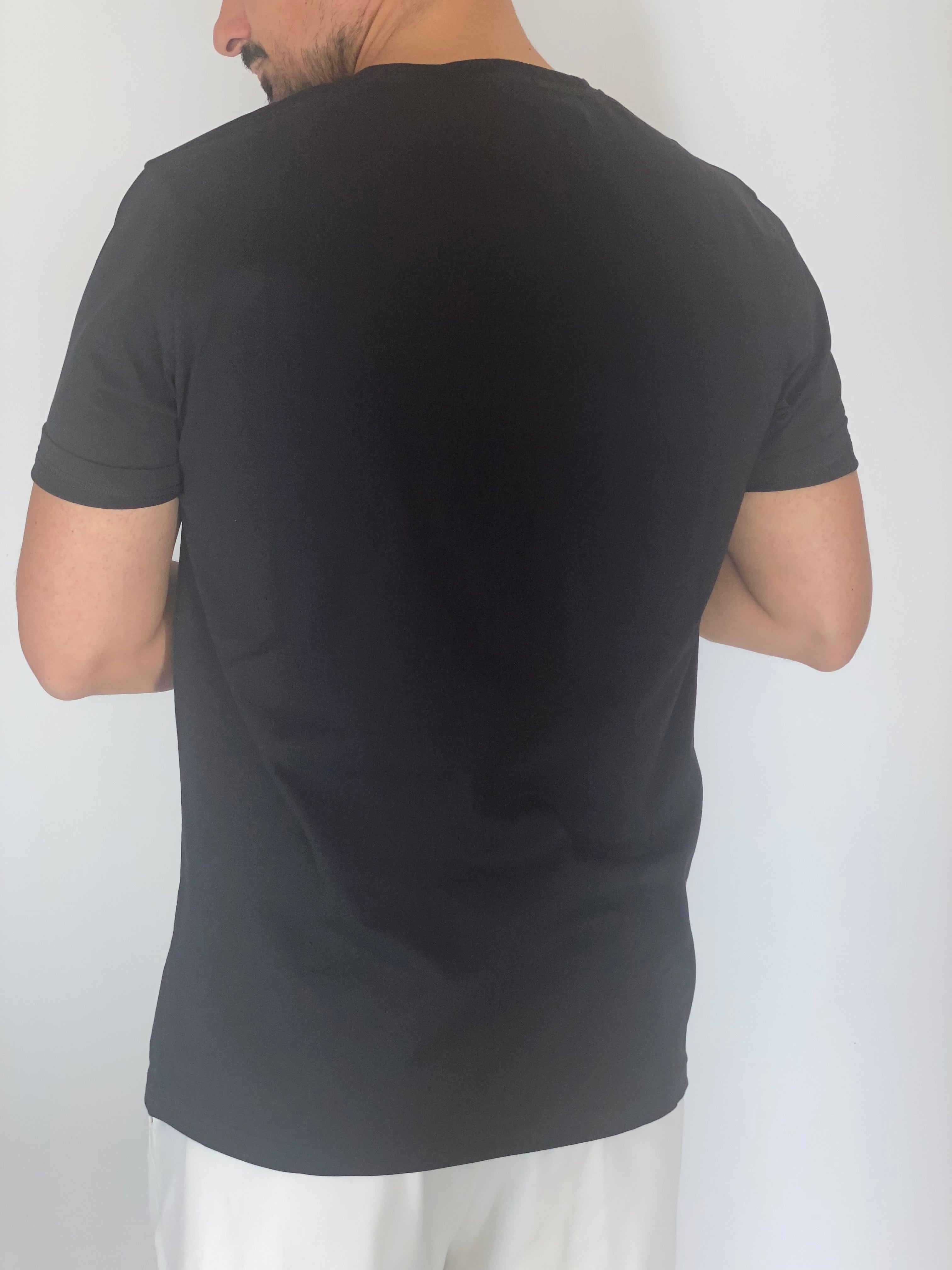 T-Shirt basic nera M19221 PE2