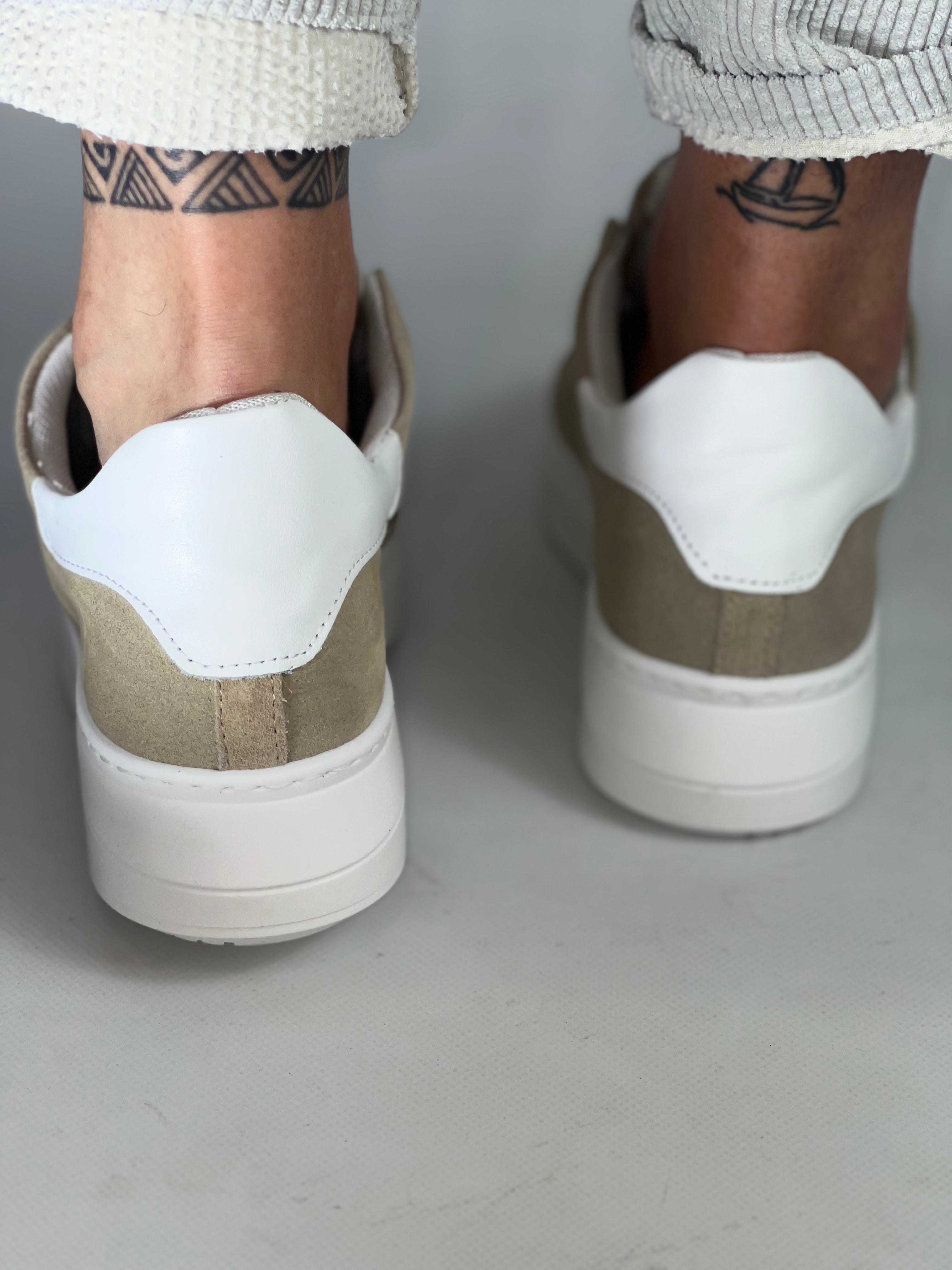 Scarpa somart camoscio beige AR52