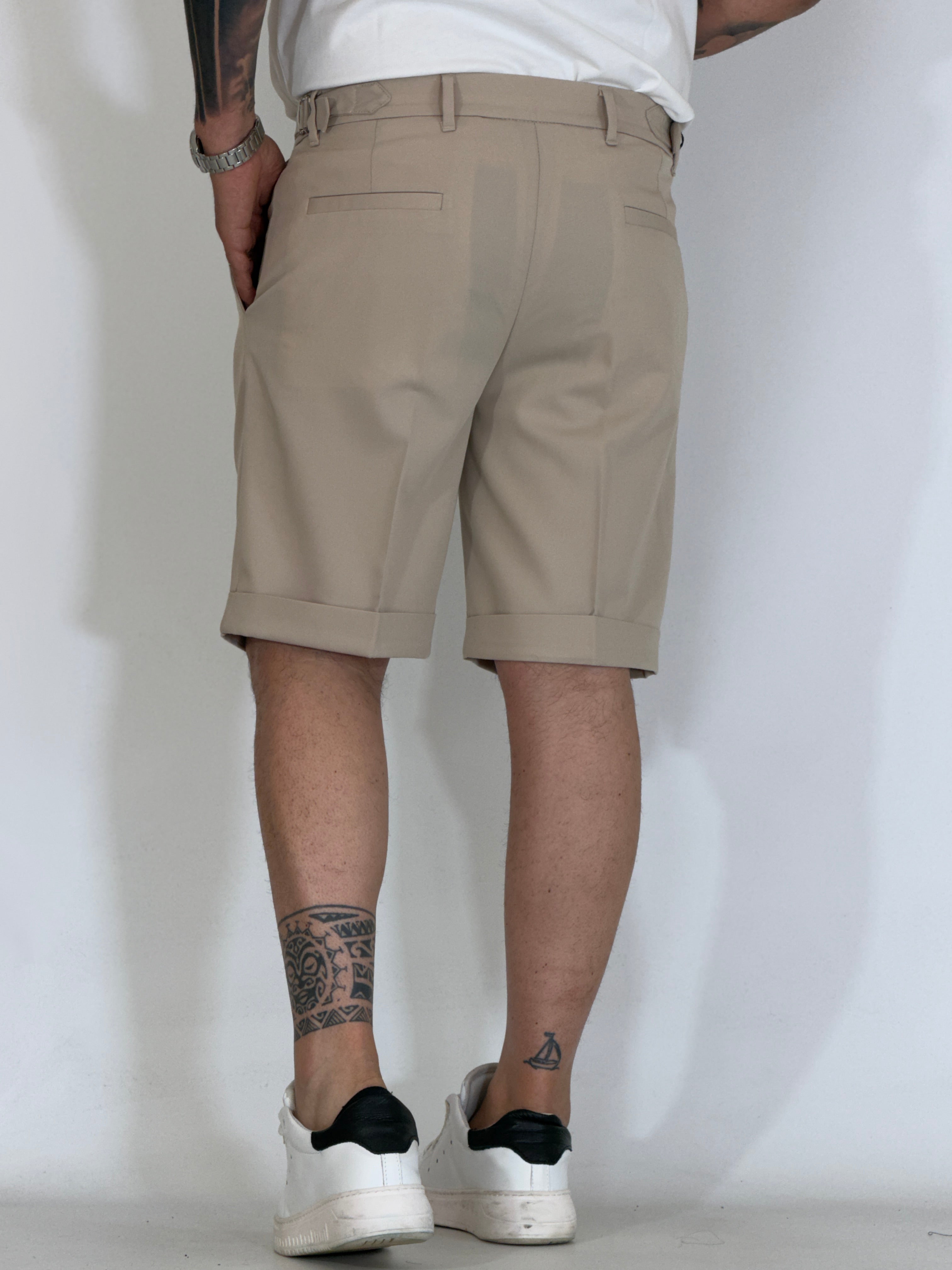 Bermuda con fibbie beige LA PLAZ