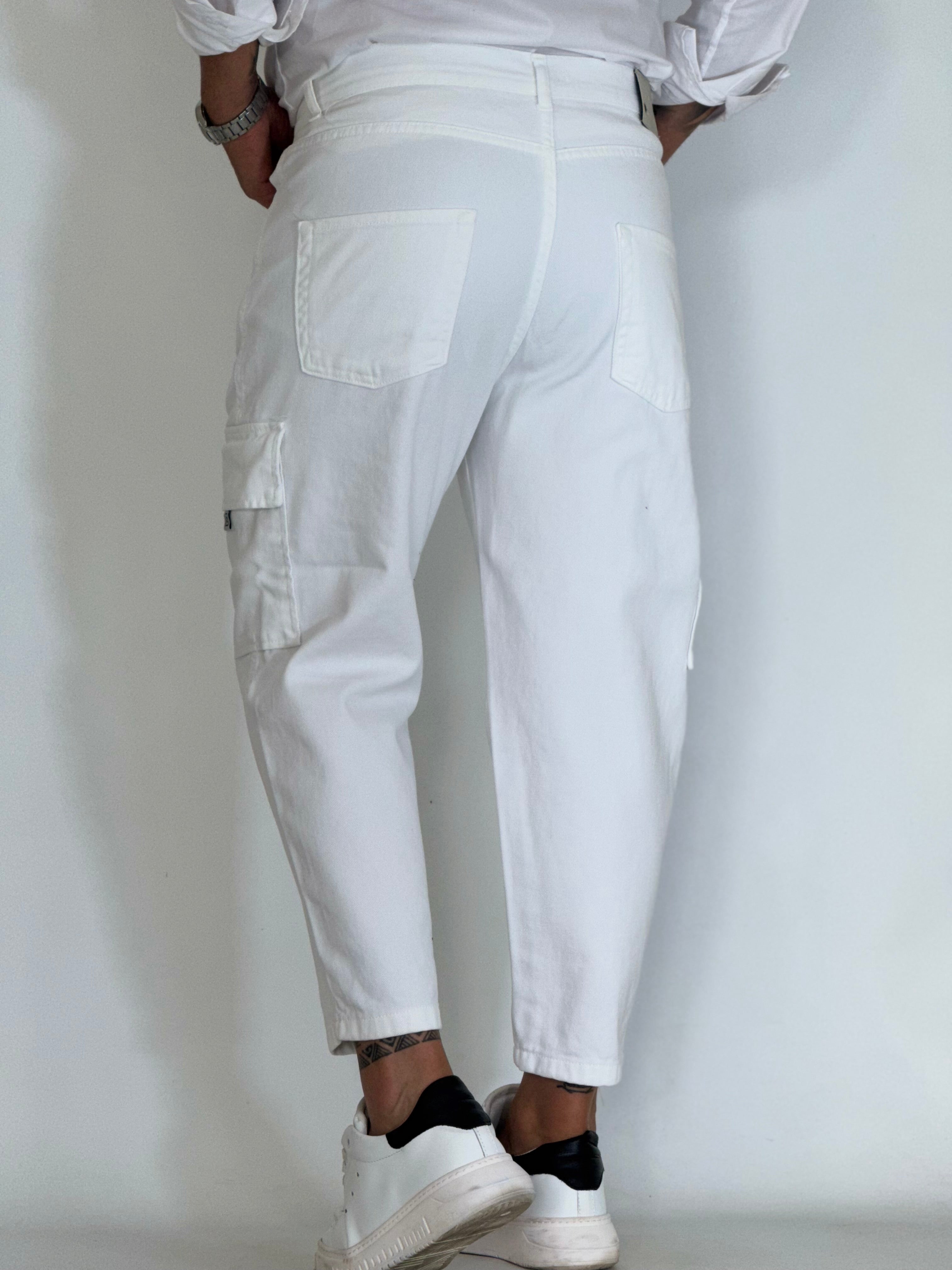 Pantalone loose fit cargo bianco GA2501