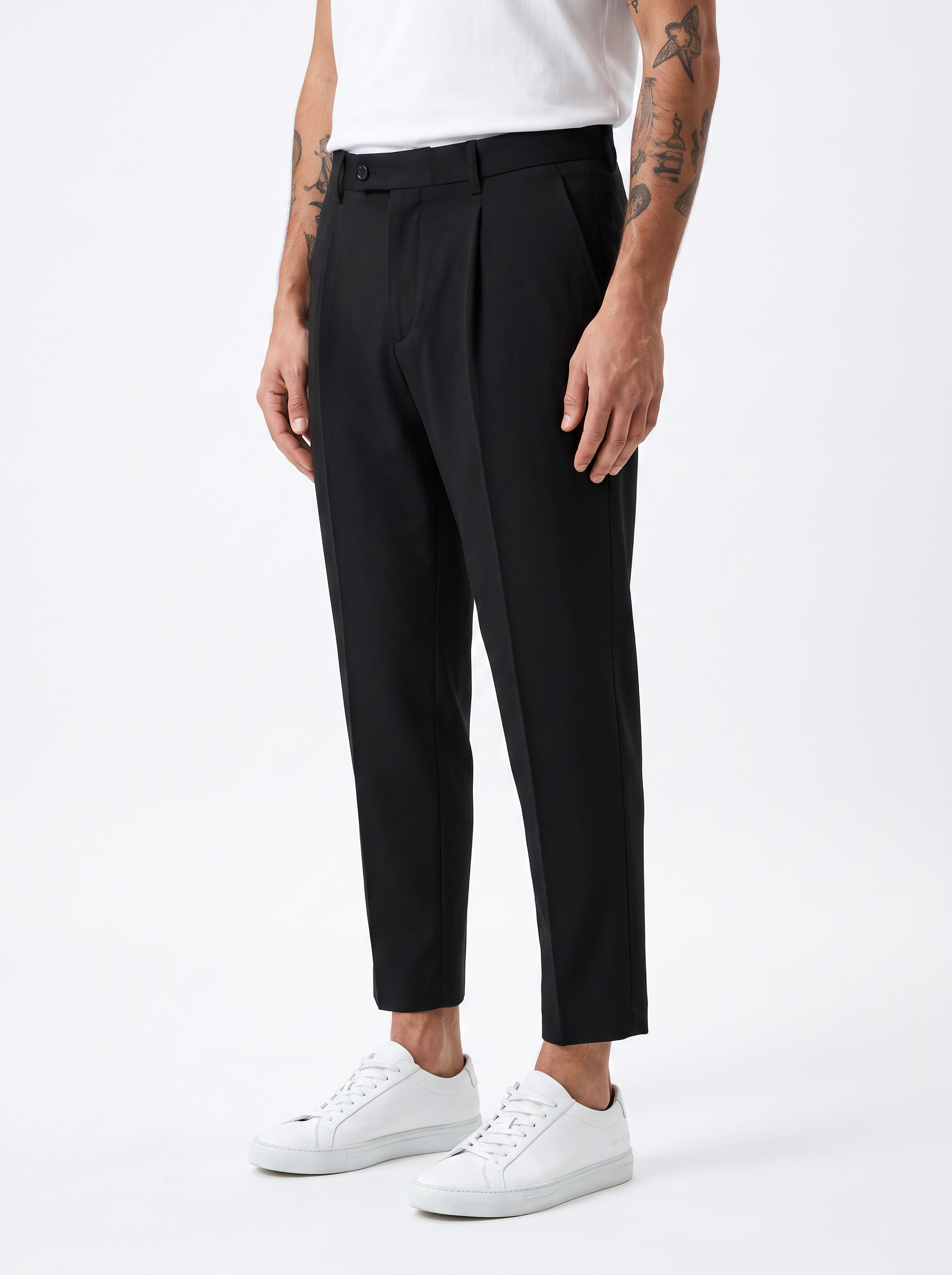 NOMAD AD45 Pantalone carrot con pince nero