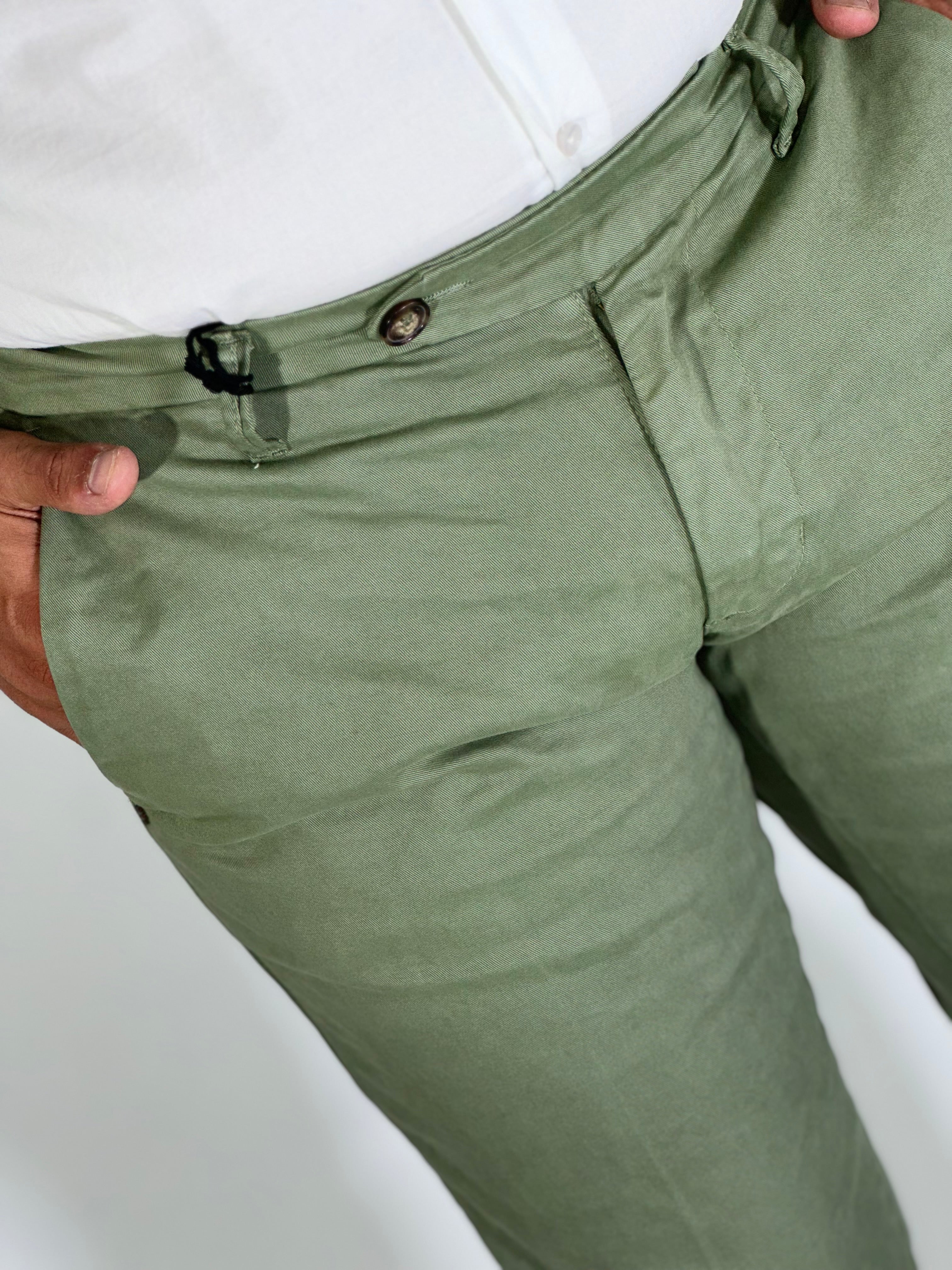 Pantalone slim capri fit verde acqua GPE400