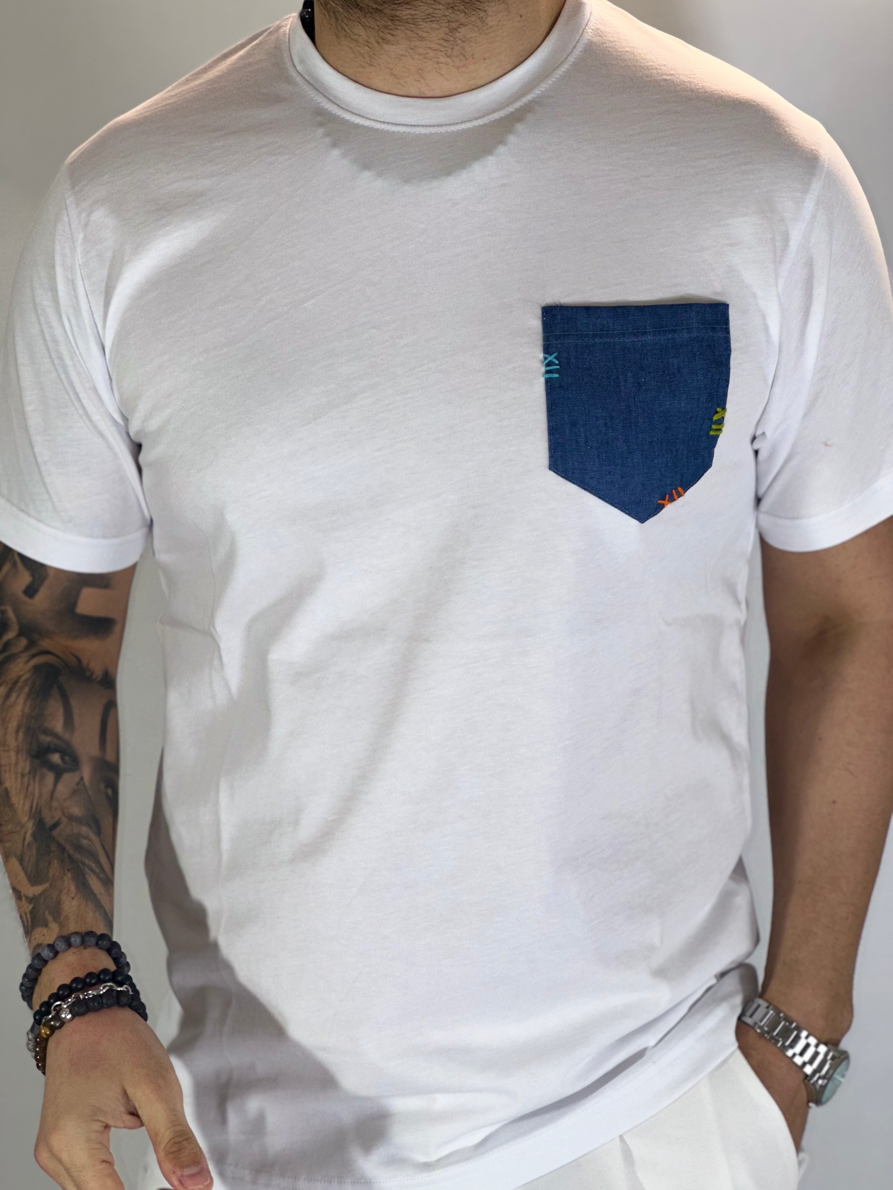 T-Shirt taschino bianca WPT54