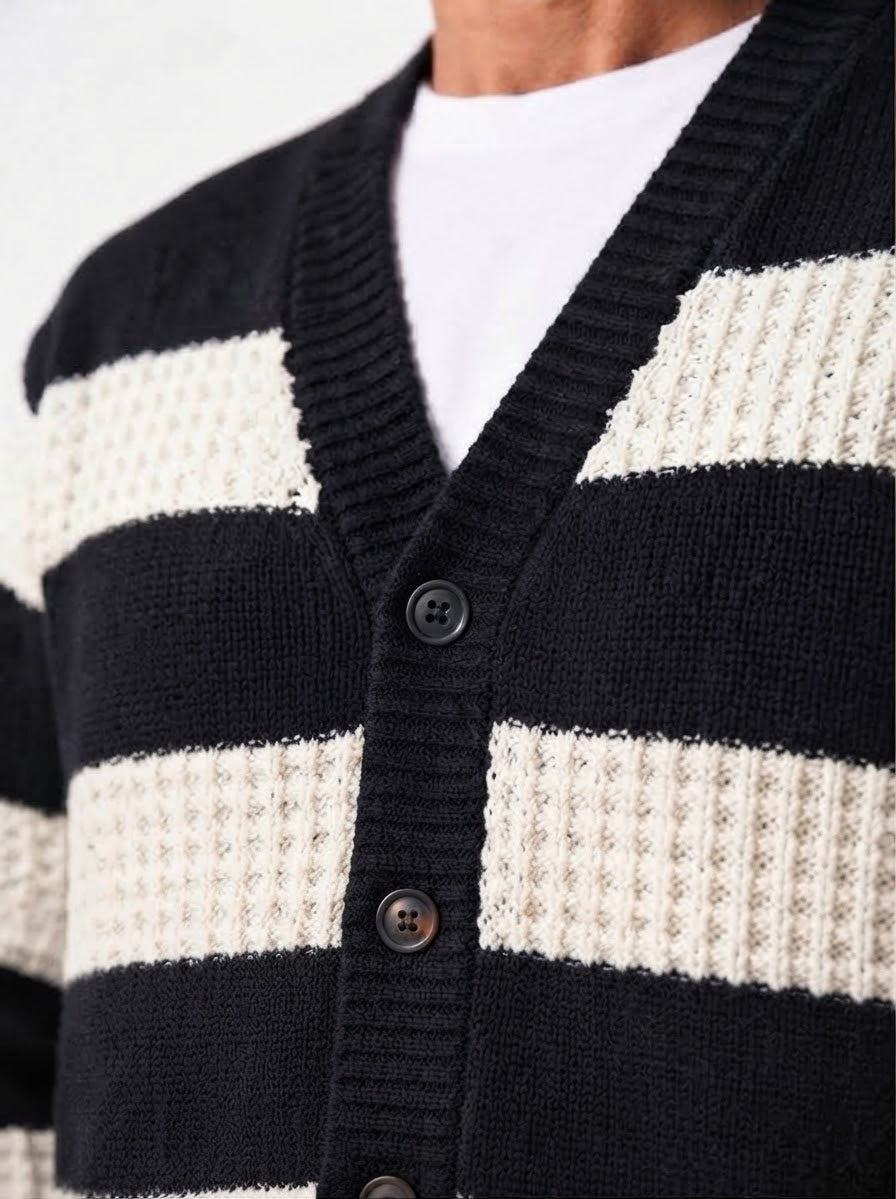 TECLA Cardigan ricamato nero/panna