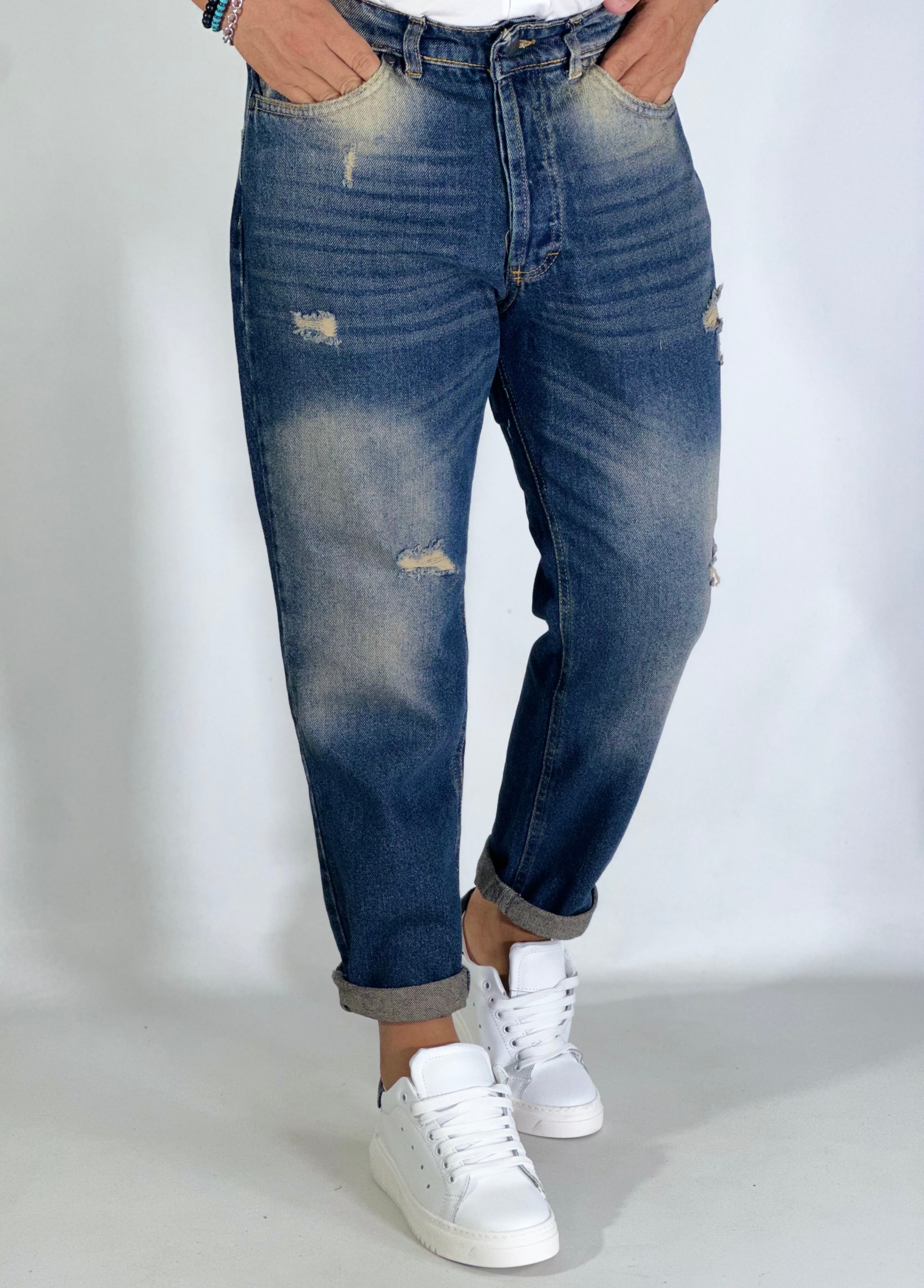 Jeans loose fit sabbiato GV106