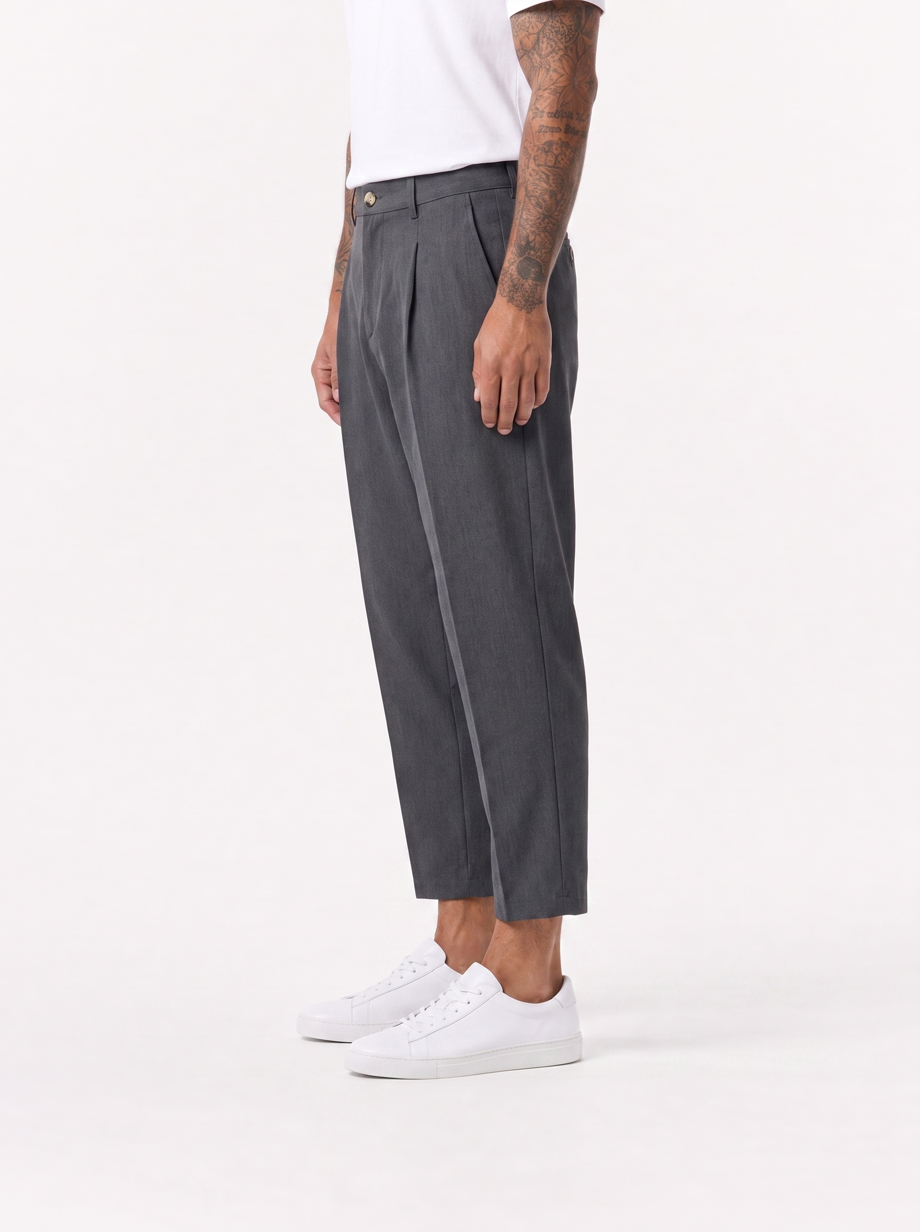 NOMAD AD45 Pantalone carrot con pince grigio scuro