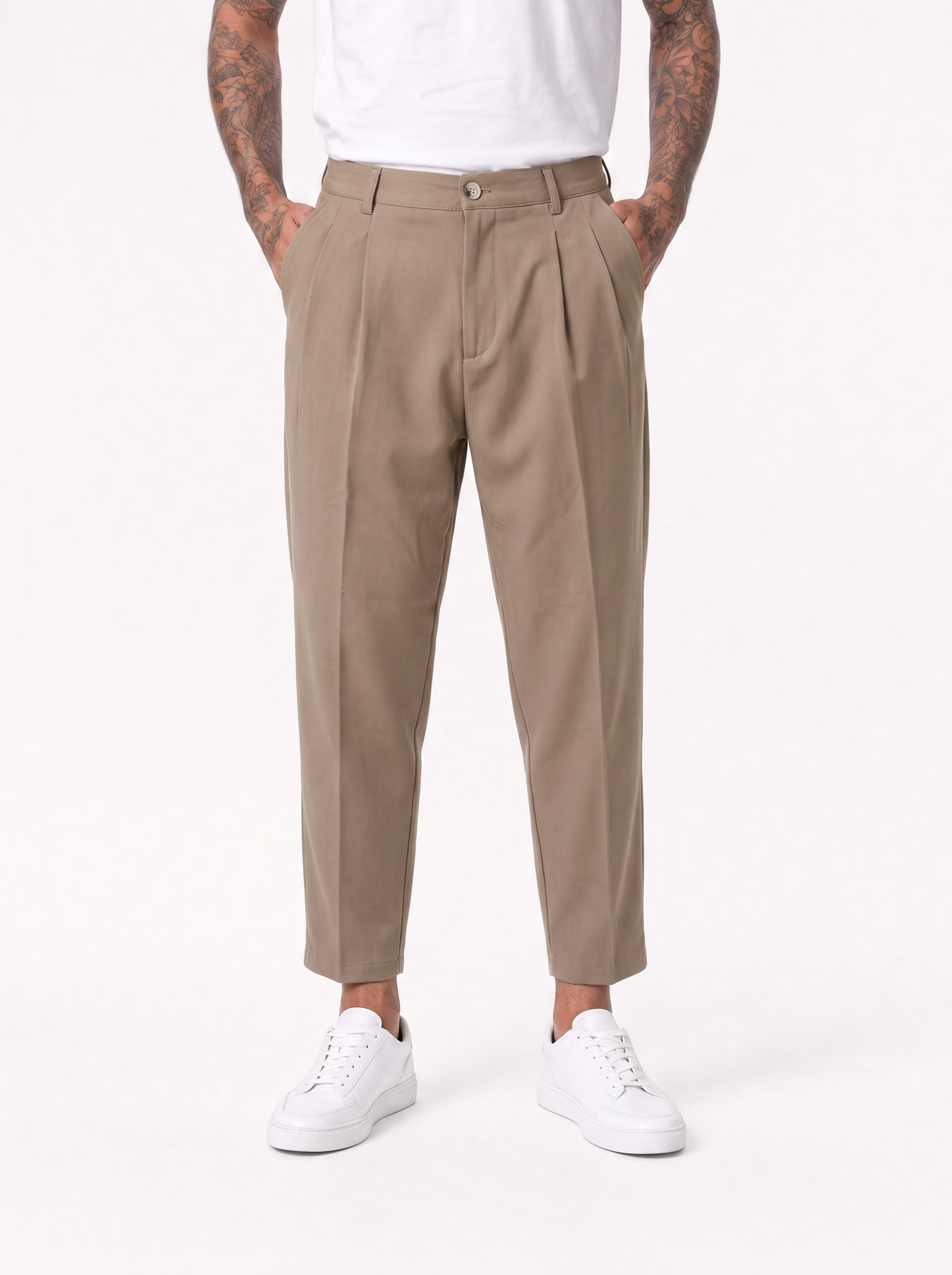 NOMAD AD45 Pantalone carrot con pince cammello