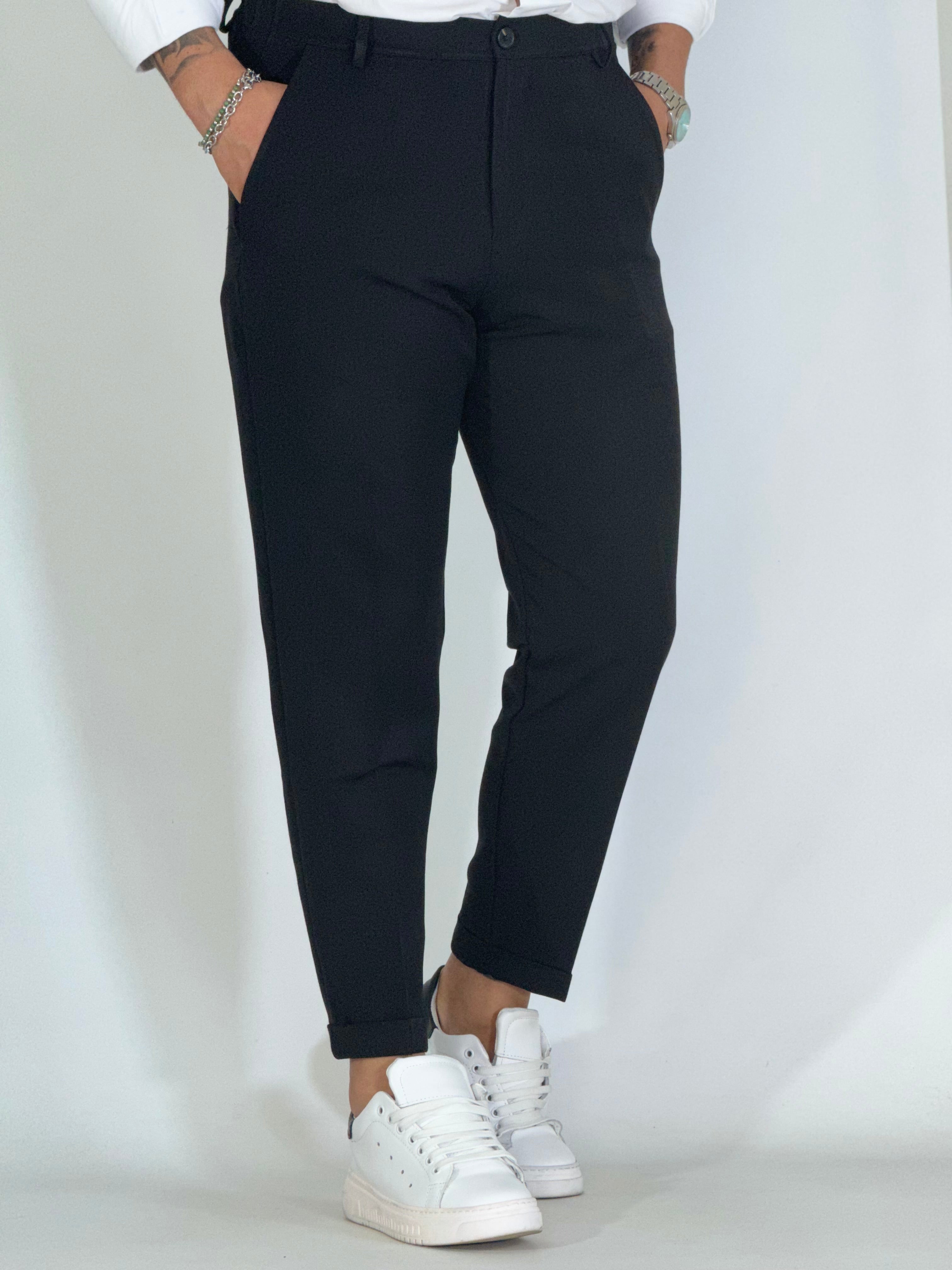 Pantalone elegante nero UM486