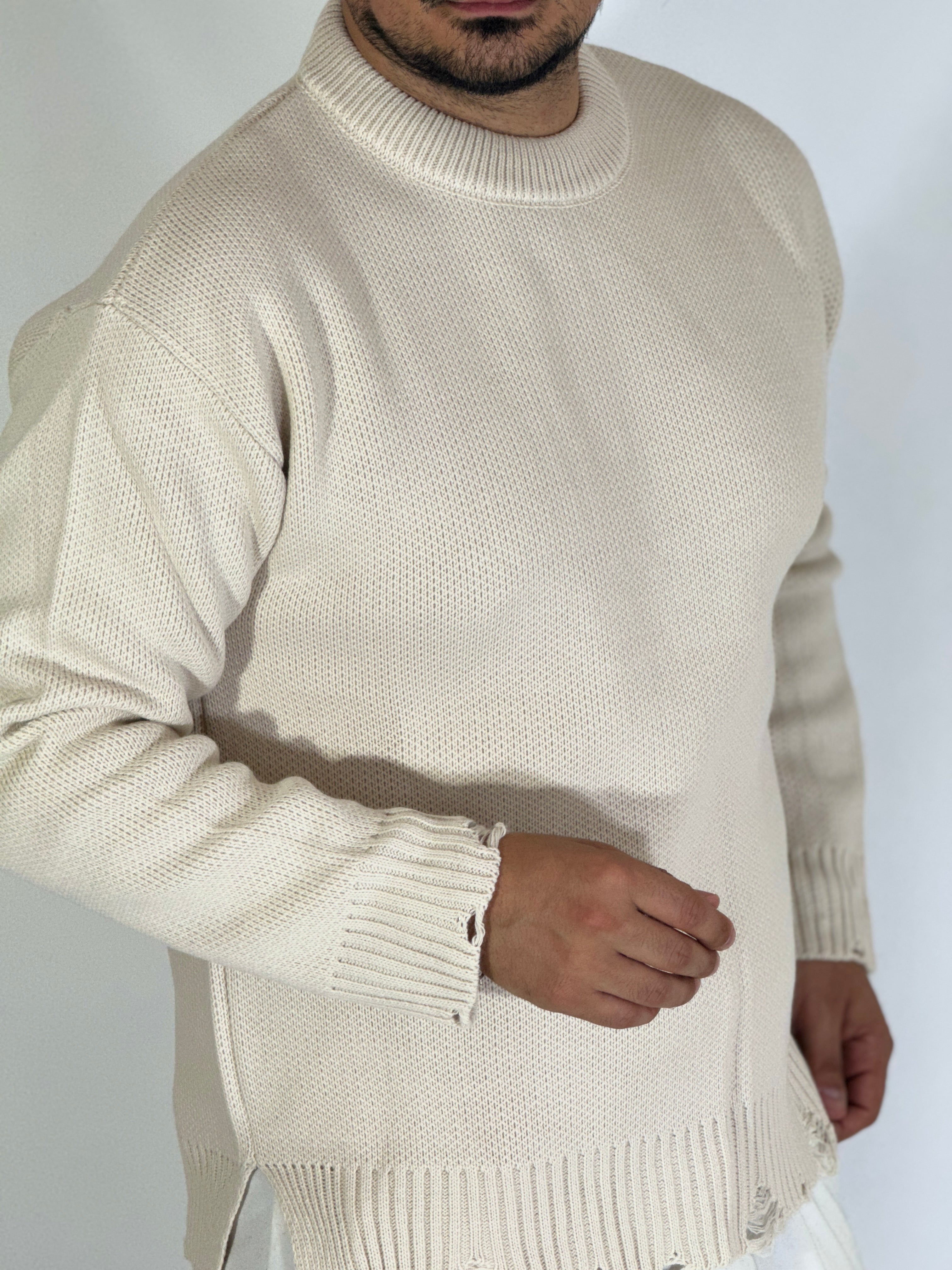 Maglione girocollo con spacco beige AD25035