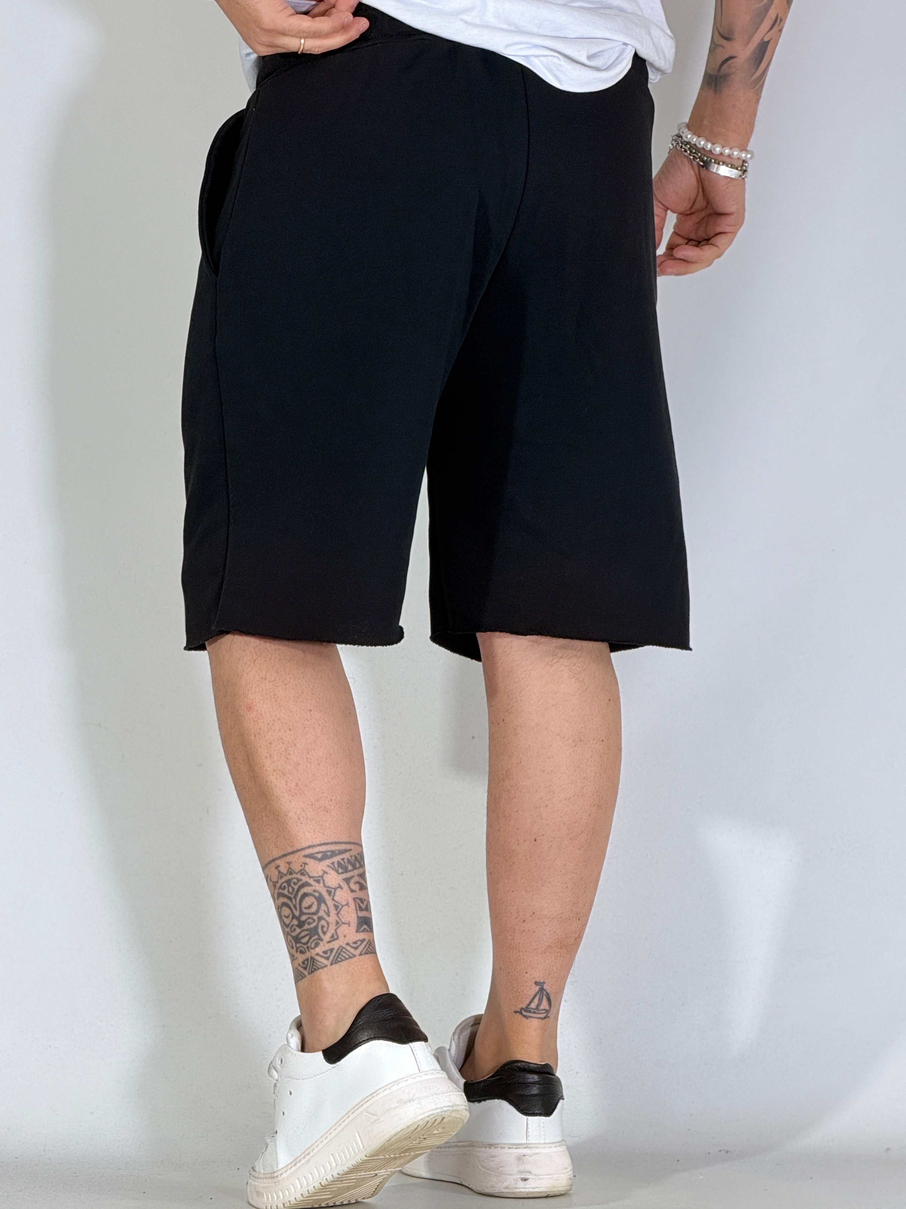 Bermuda tuta nero AD256622
