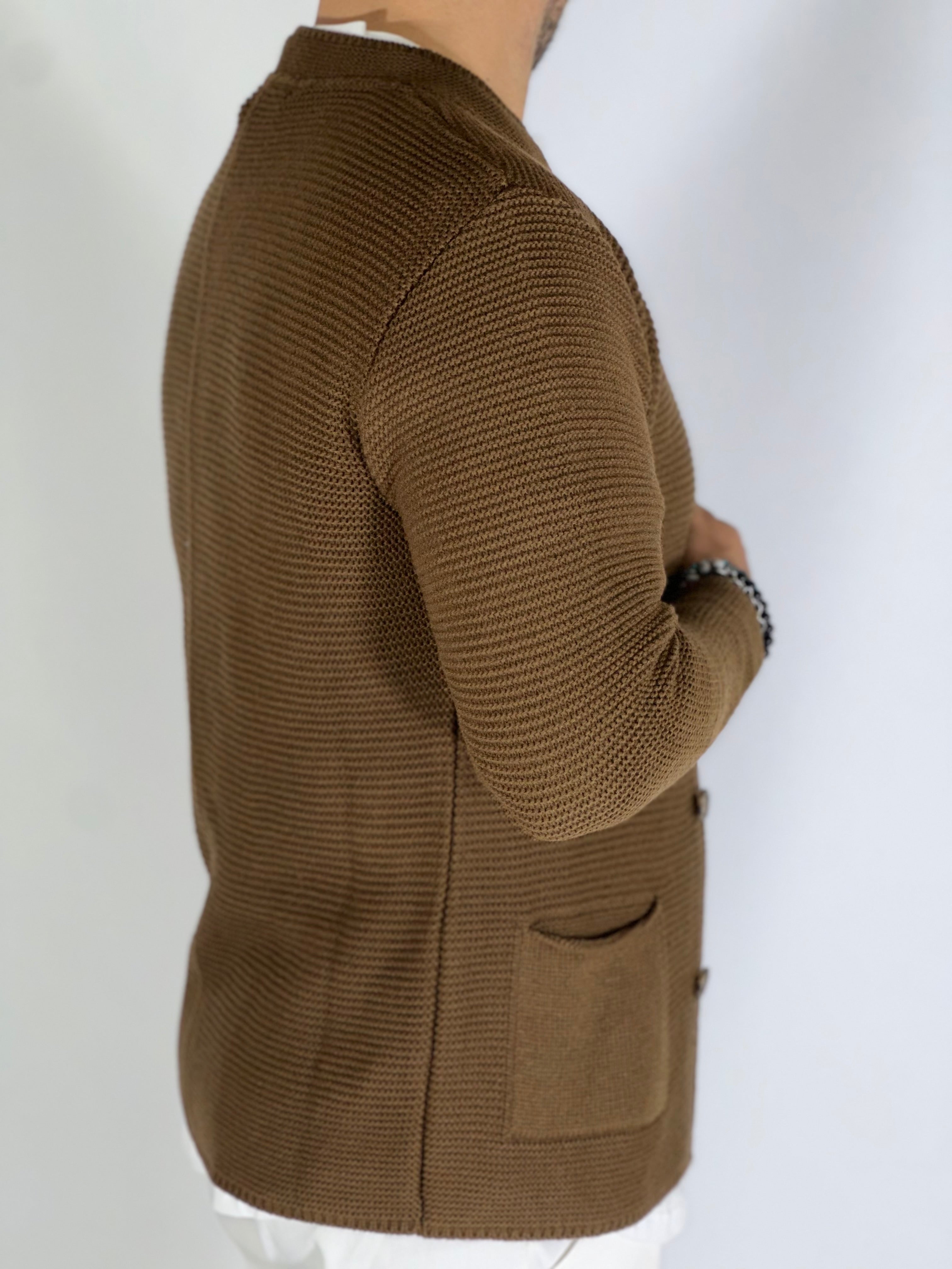 Seven · Cardigan coreano tabacco