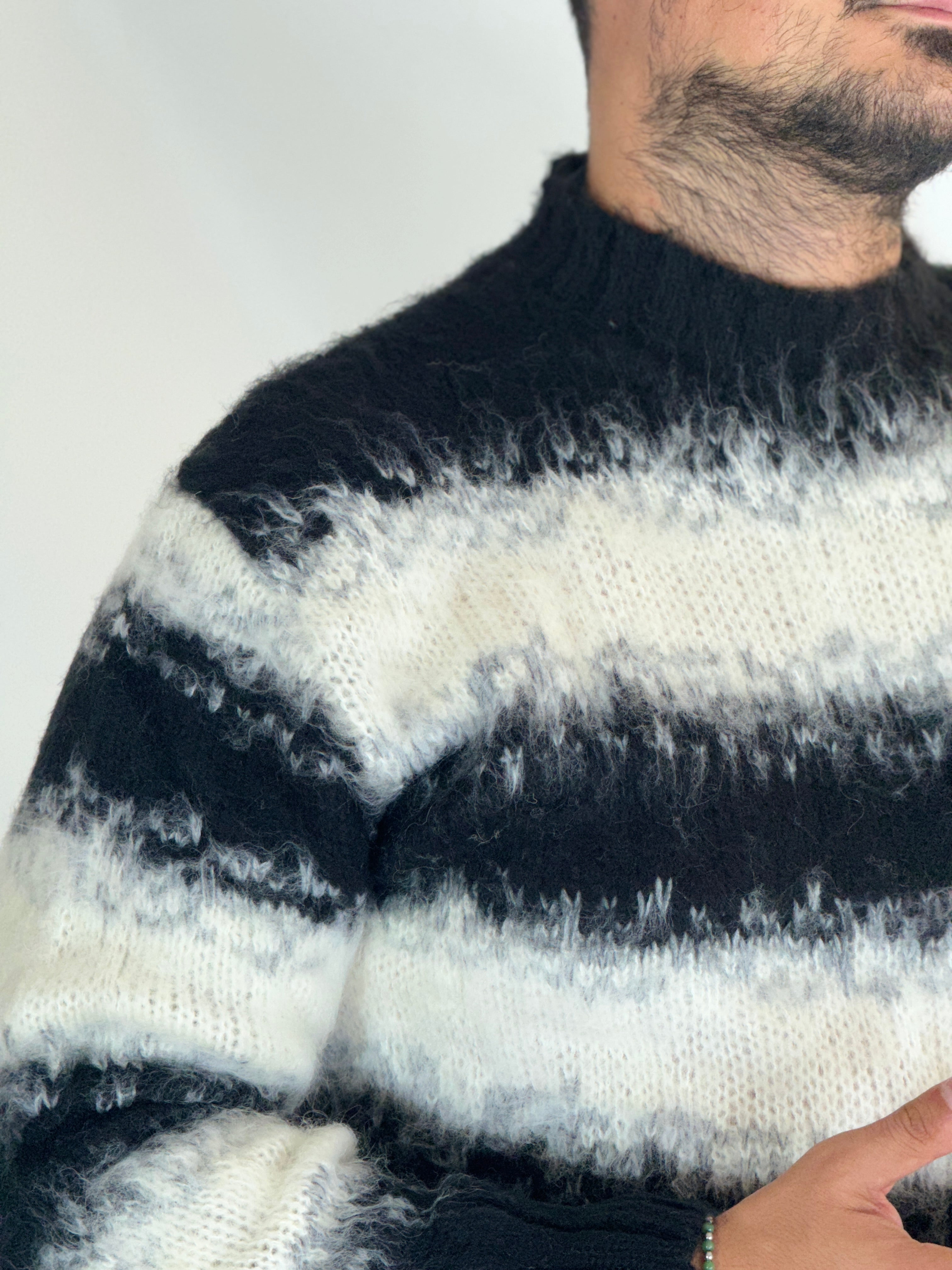 Maglione sheep nero/bianco AD130