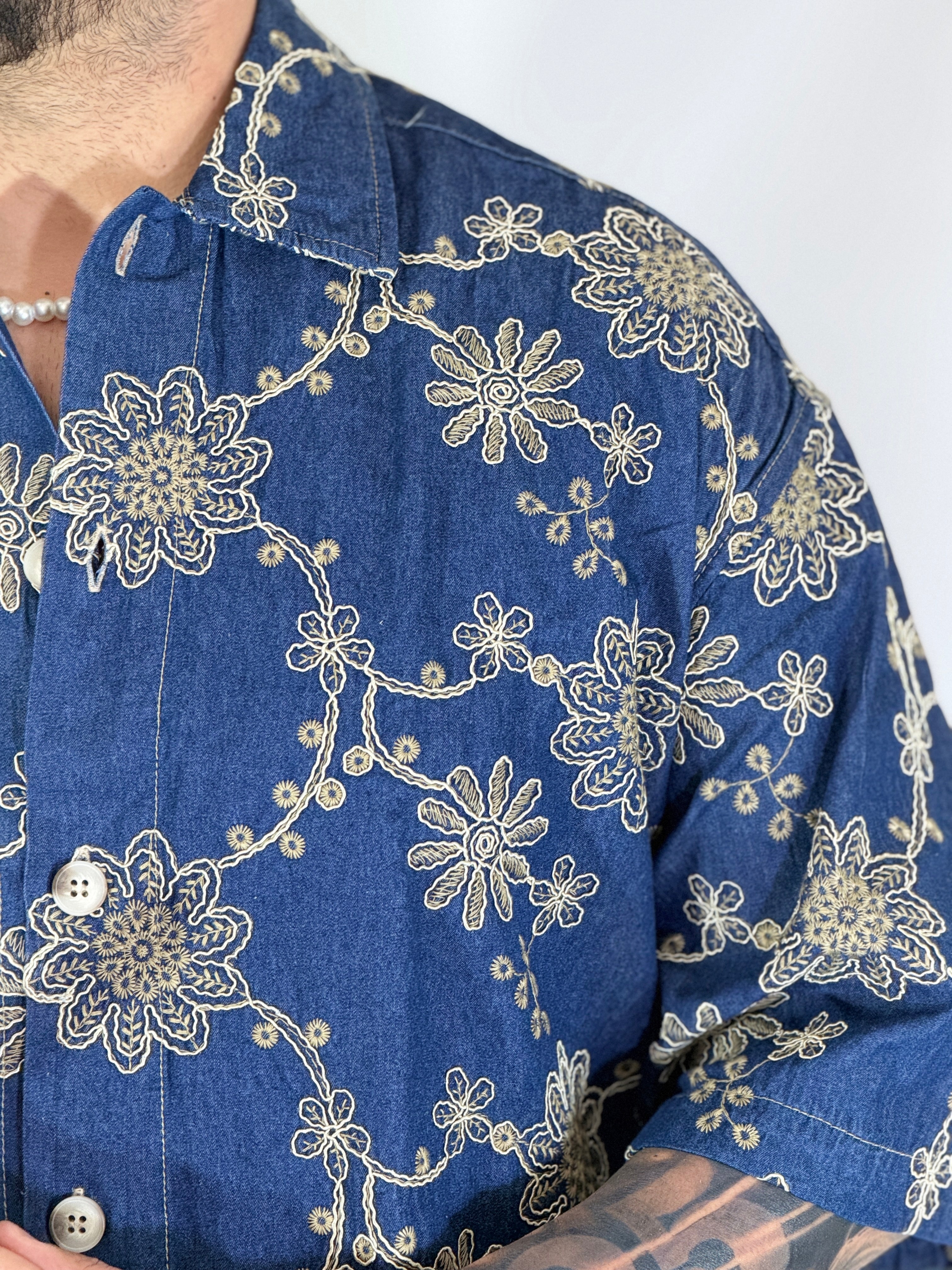 Camicia cropped collo ricamata blu CANYON