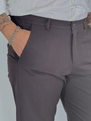 Urban · Pantalone elegante marrone