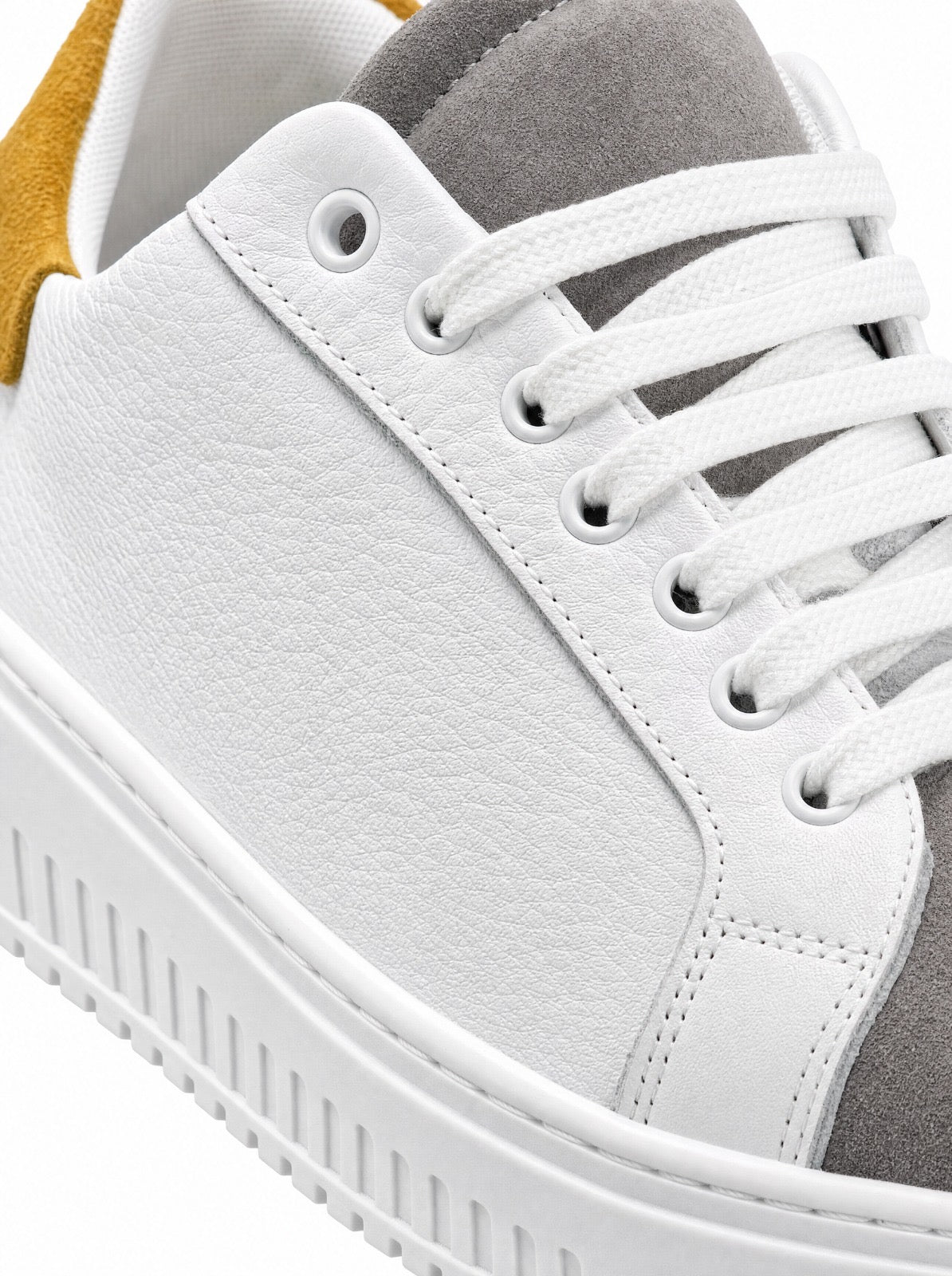 AR01 Scarpa somart bottolato ocra