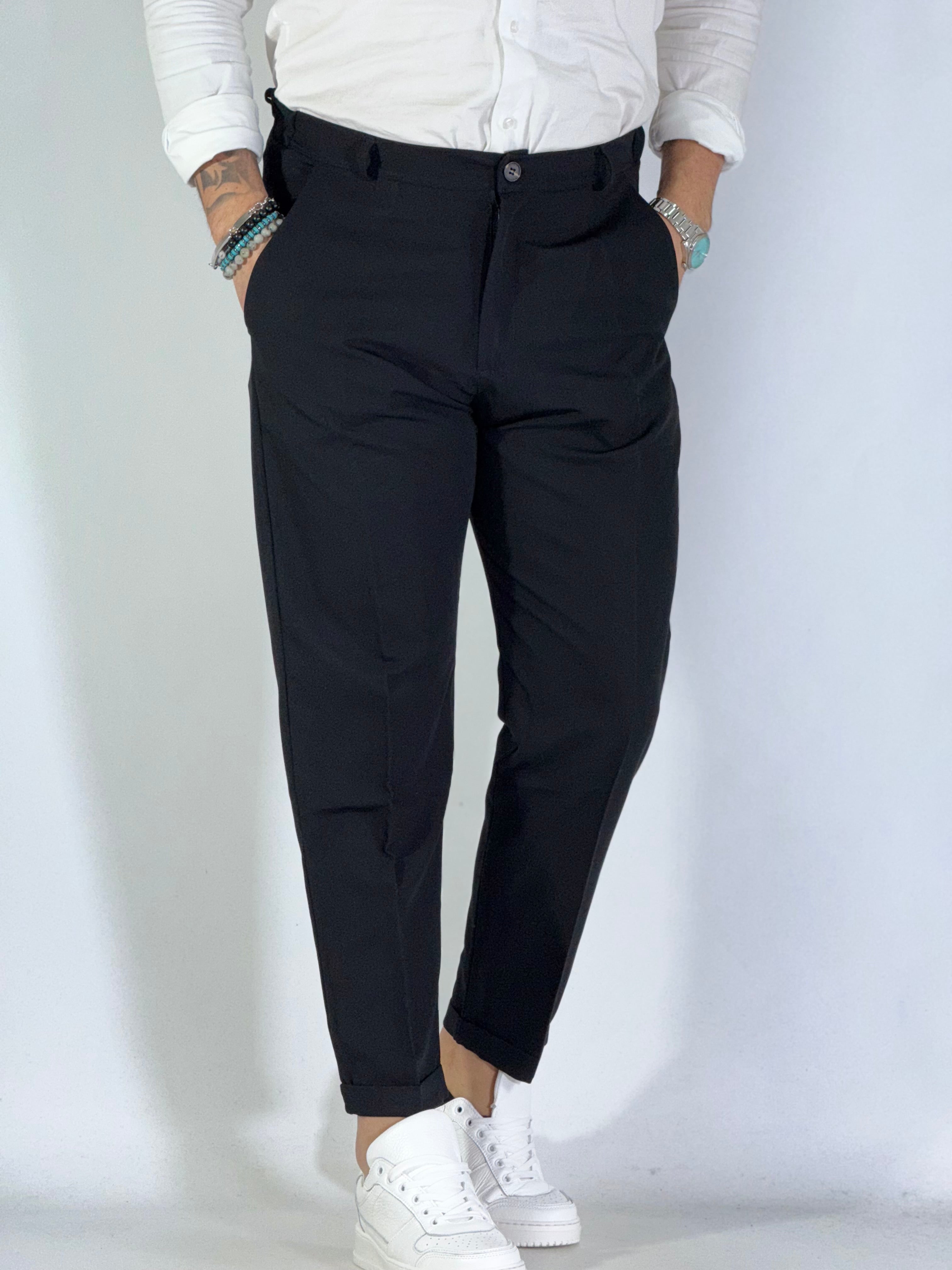 Pantalone elegante nero UM486