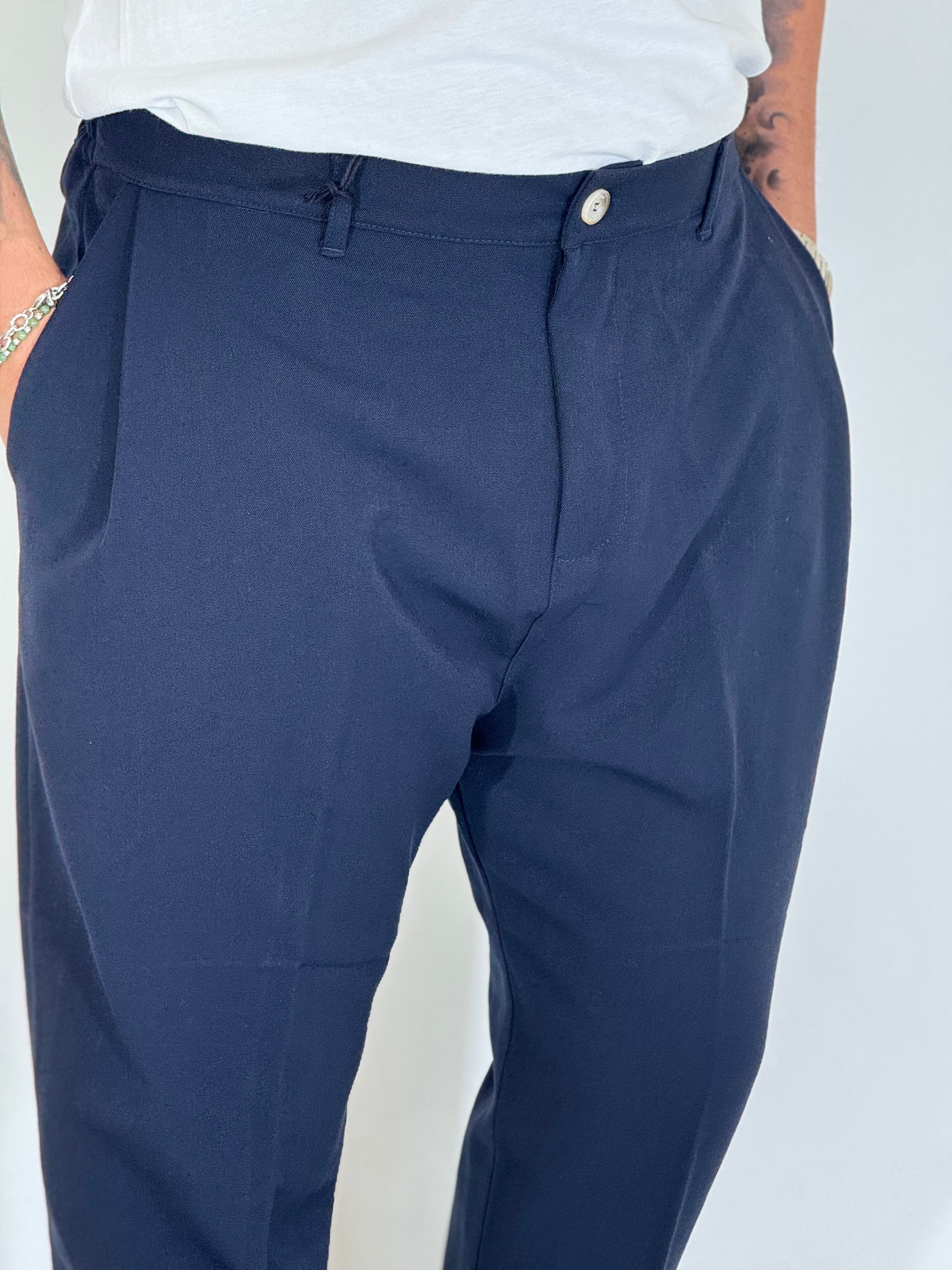 Nomad · Pantalone carrot con pince blu