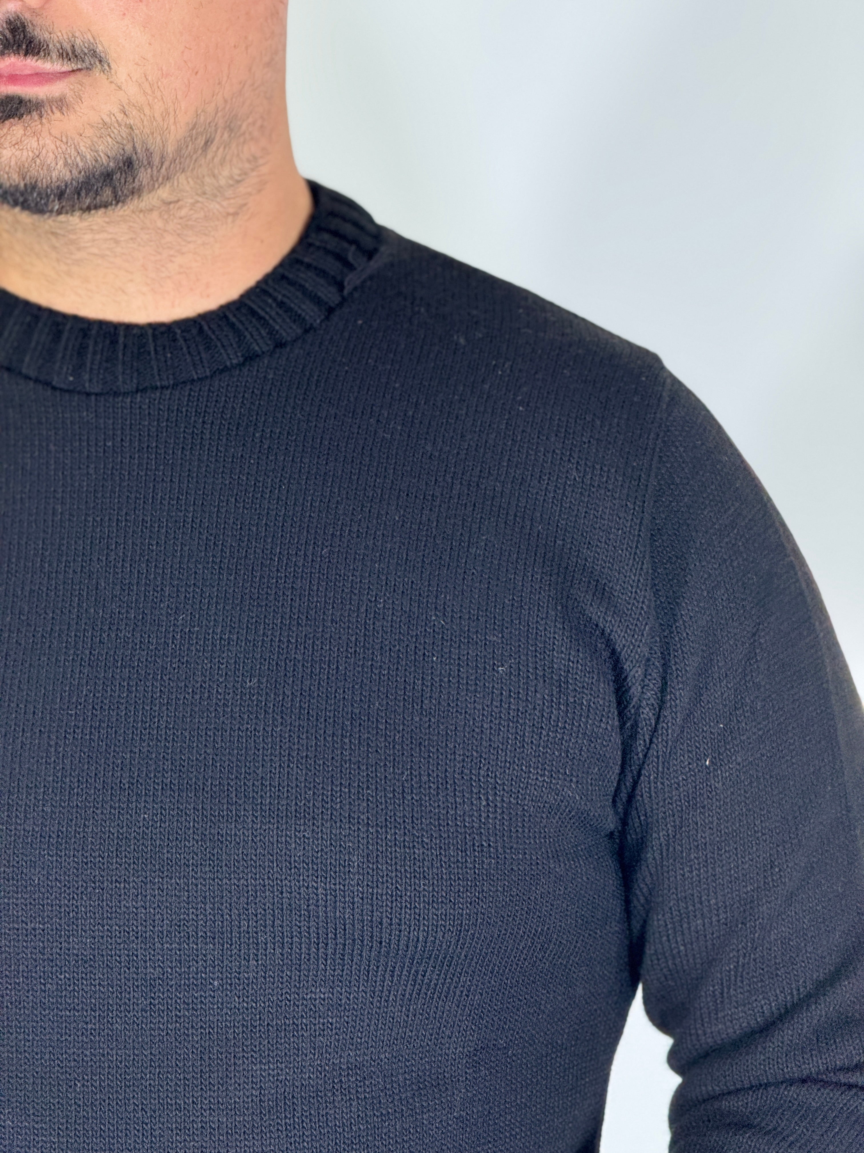 Girocollo basic nero AD25161