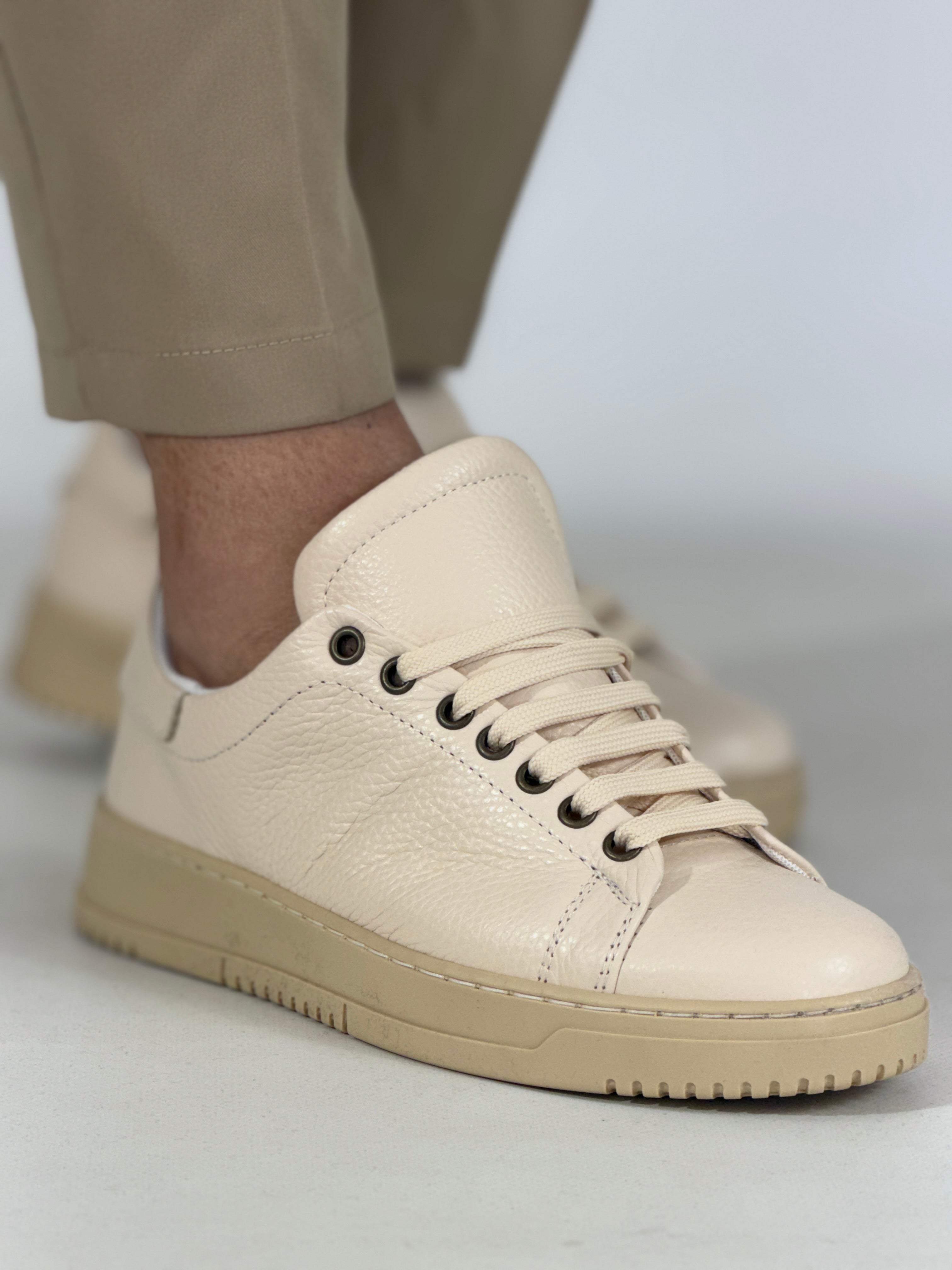 Scarpa bottolata beige AR52